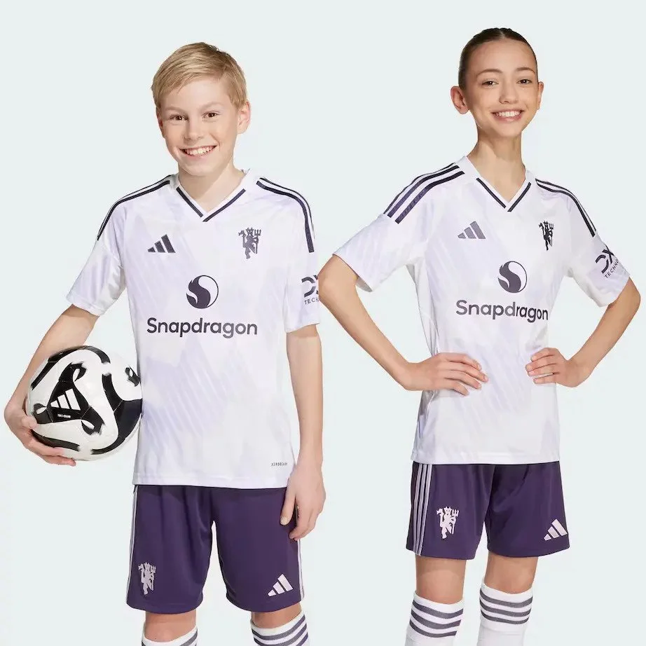 Manchester United 25/26 Away Jersey Kids - £60.00