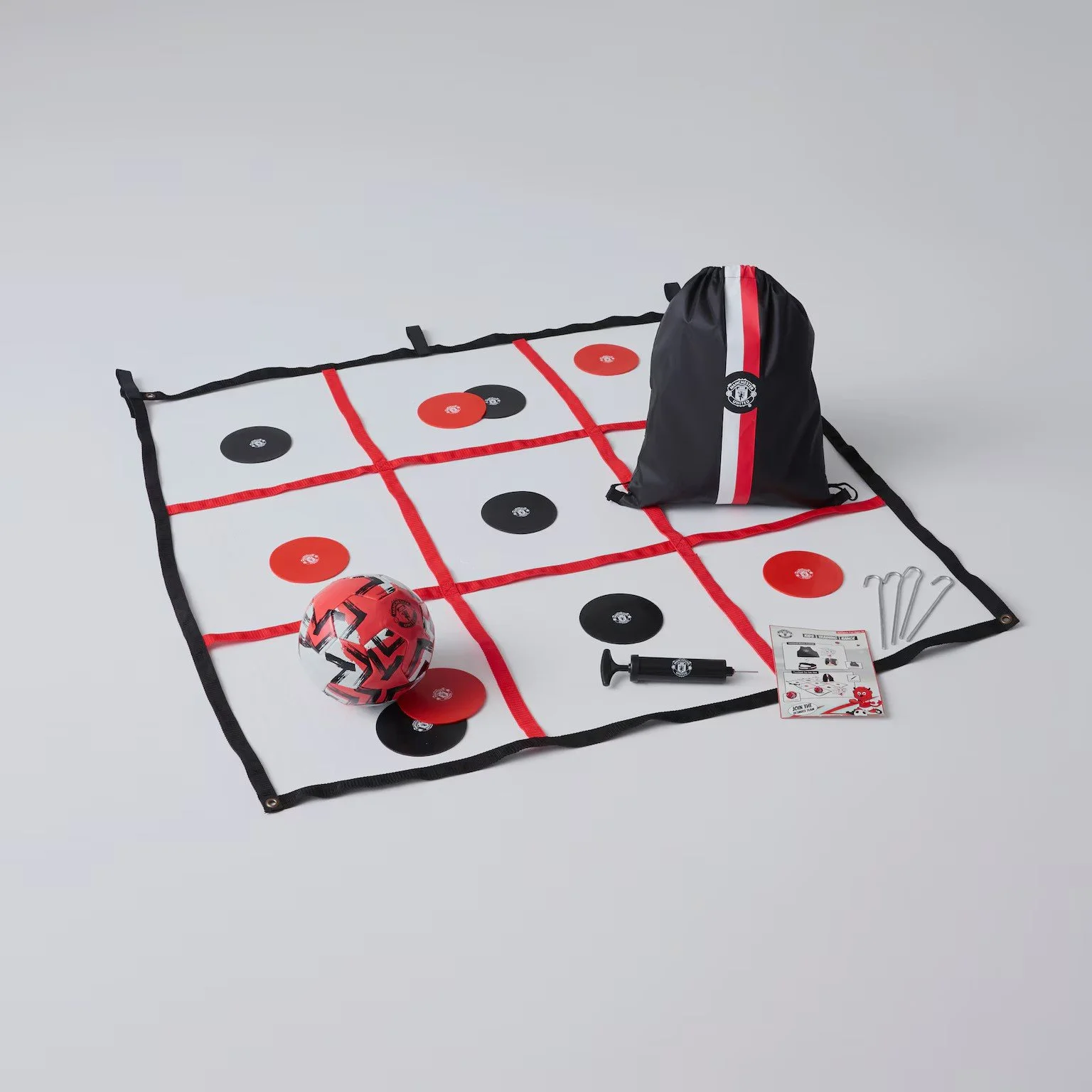 Manchester United Tic Tac Toe Activity Set Black - £50.00