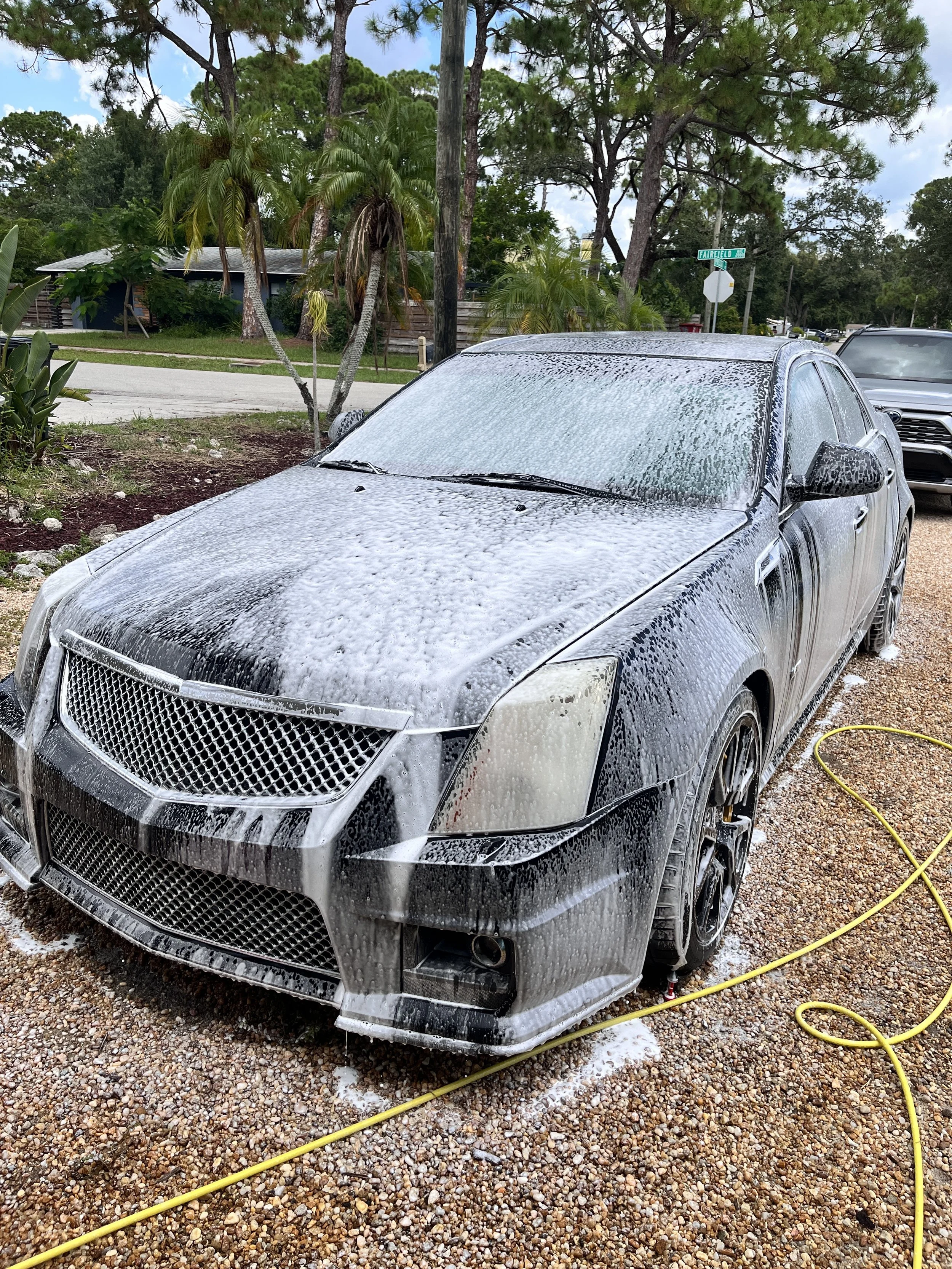 𝐄𝐱𝐭𝐞𝐫𝐢𝐨𝐫 𝐨𝐧𝐥𝐲