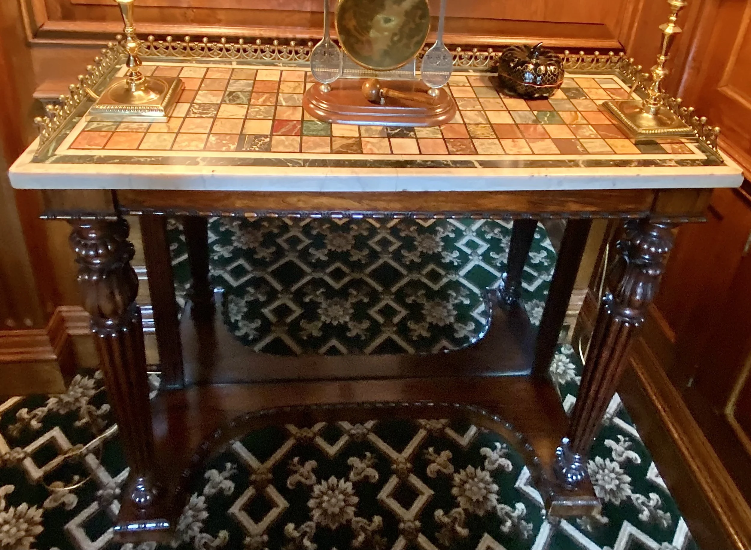 William IV Brass Mounted Specimen Marble Top Rosewood Hall Table, England, c. 1830.
(45 ½ inches long x 15 ½ inches deep x 37 ½ inches high) Provenance: Rockwood Hall Antiques, New York