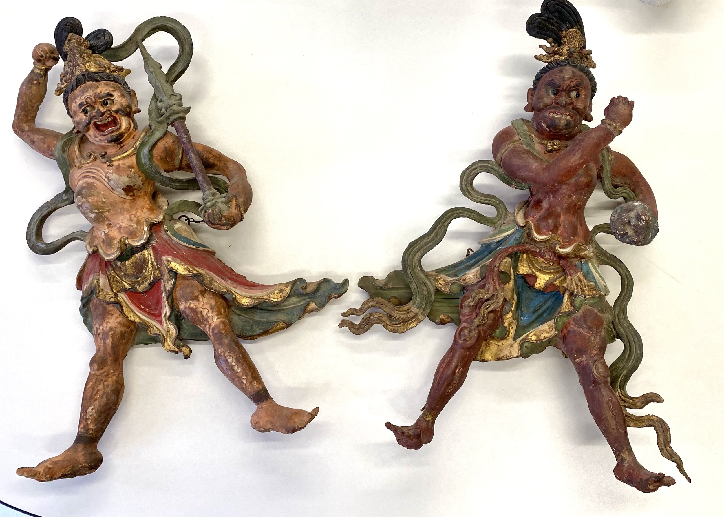 Pair of Polychrome Painted Stucco / Clay Guardian Warrior Figures, Ming Dynasty, 16th Century 
Size: 23 inches high x 12 inches wide
Provenance: ILIAD Antik, NY

