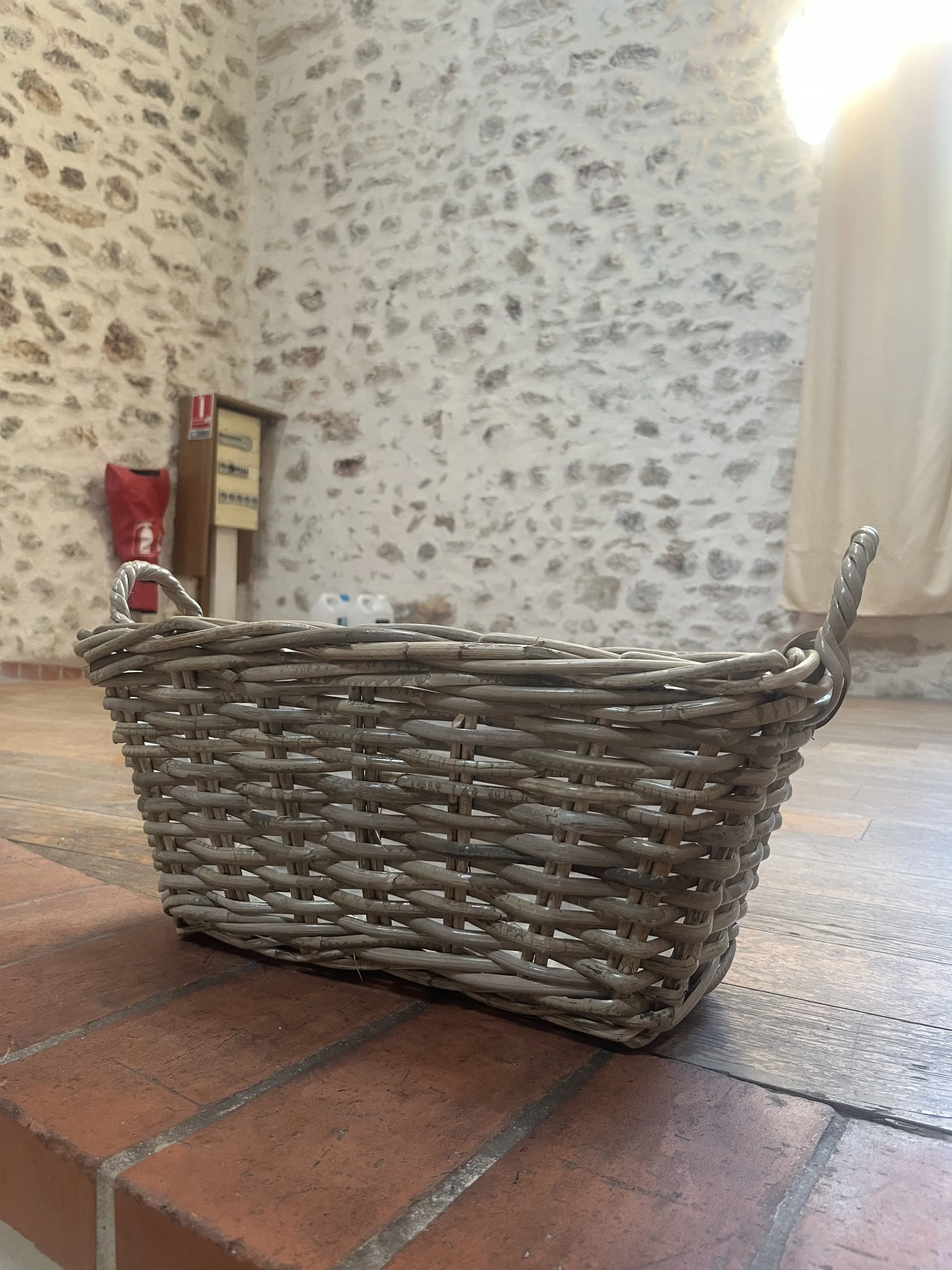 Panière jardinière en osier