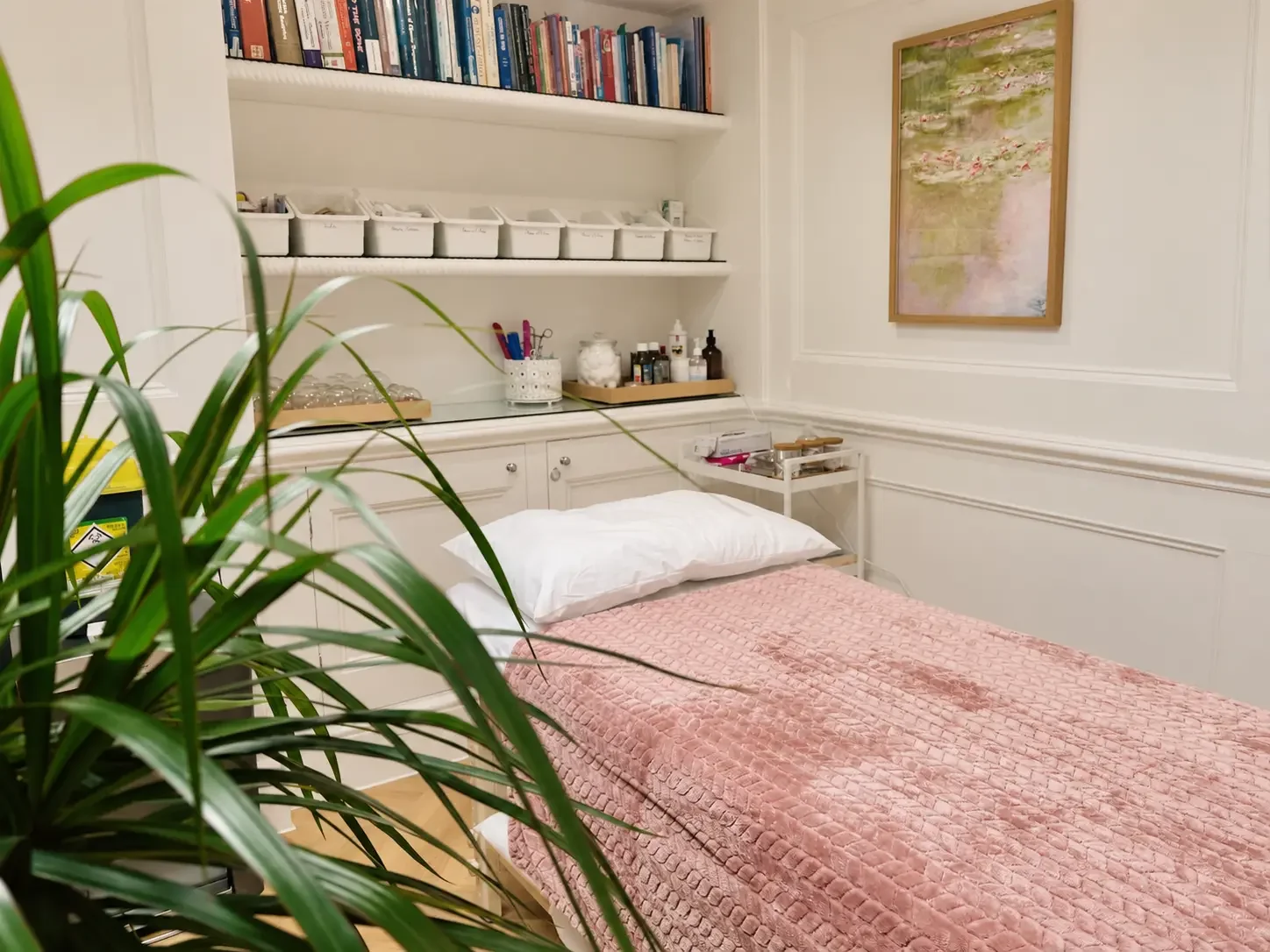 NRQi Studio acupuncture clinic in Winchmore Hill North London N21.