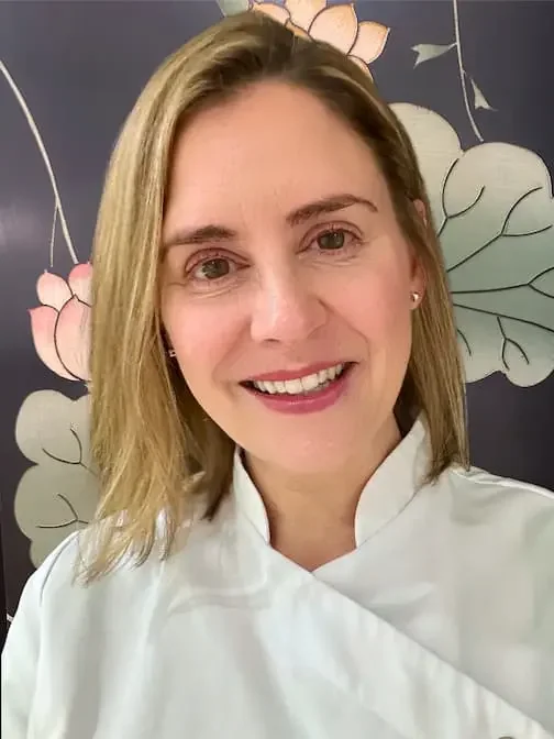 Nickila Robertsson acupuncturist and owner of NRQi Studio in Winchmore Hill, North London N21.