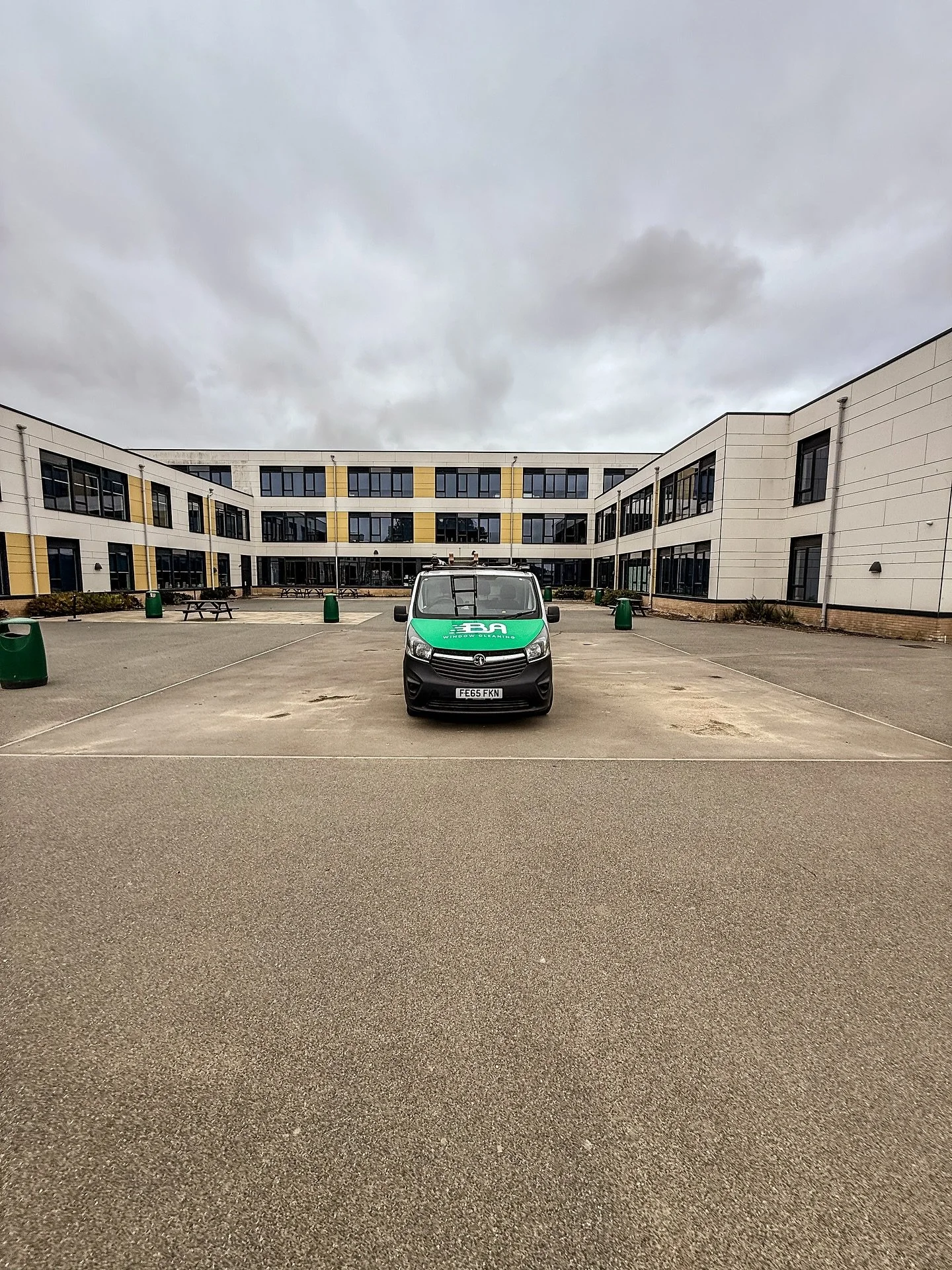 ๐จ Exciting News ๐จ
We had the privilege of teaming up with @castle.windowcleaning to take on our largest project to date at PAXMAN ACADEMY.
Two local companies. One shared mission. With 381 five-star reviews combined, the standard was set high and
