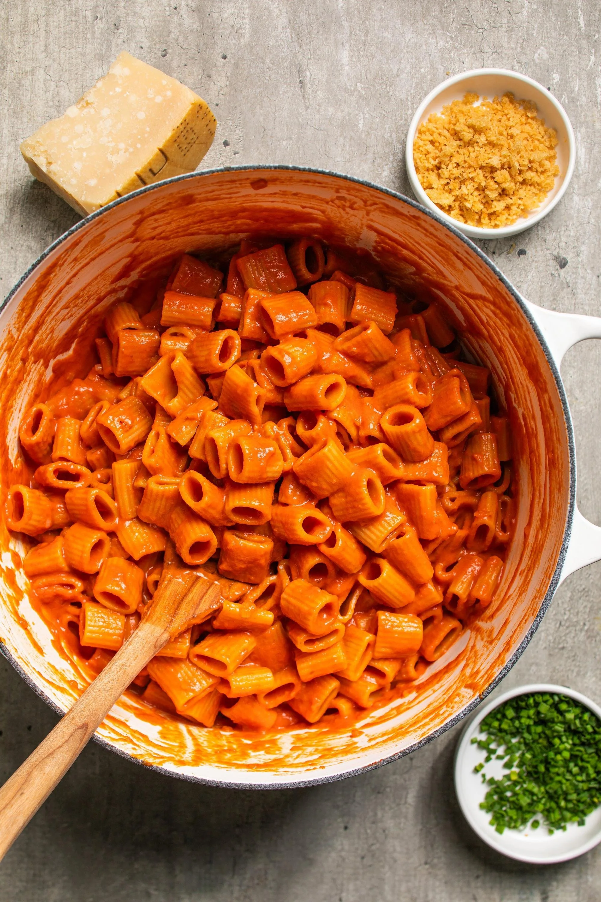 SFS_Mezze_Rigatoni_with_Spicy_Gochujang_Tomato_Sauce_15072.jpg