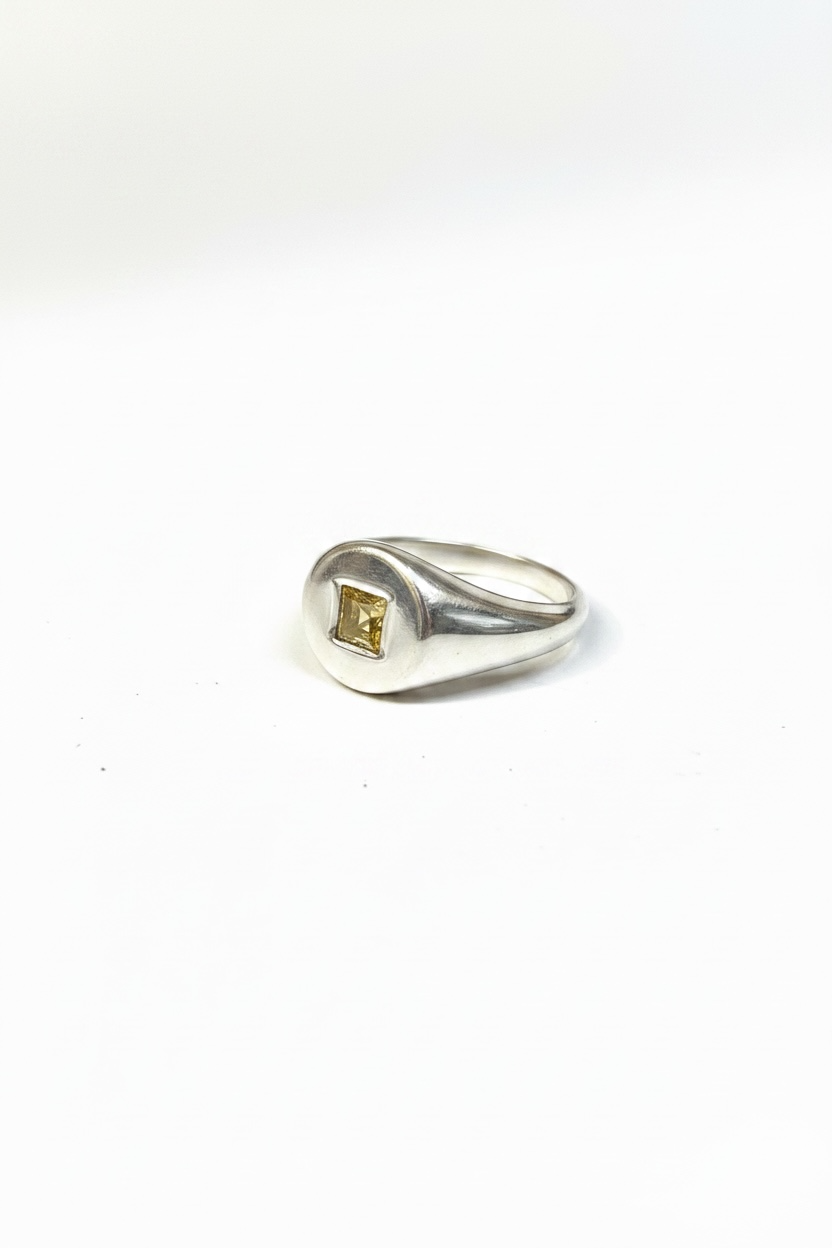 SOLD OUT Round signet ring - Citrine