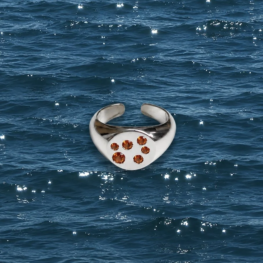 Fizzy toe ring