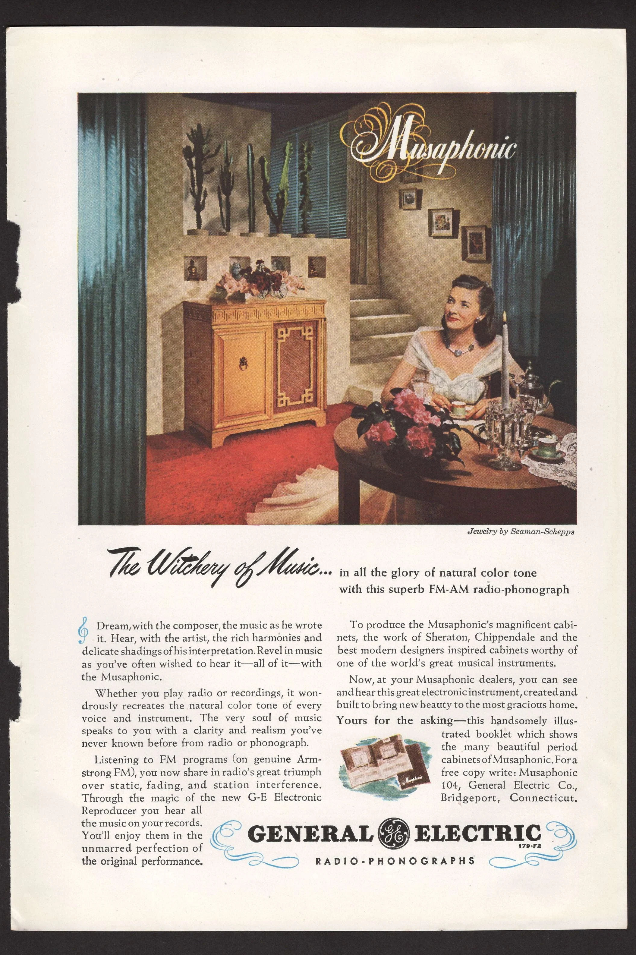 1947 - GE Musaphonic Radio-Phonograph - Pullman.jpg