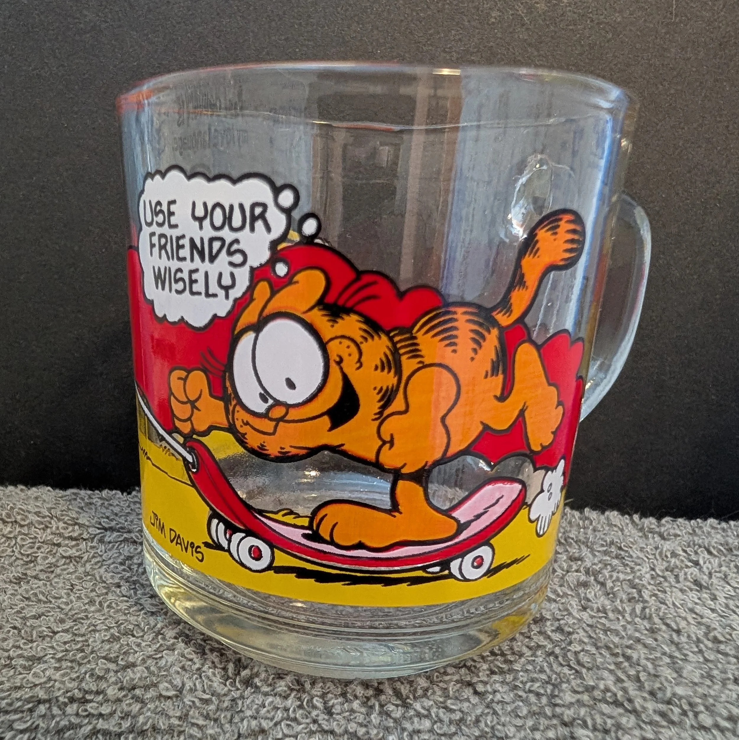 Garfield Mug - Skateboard 1.jpg