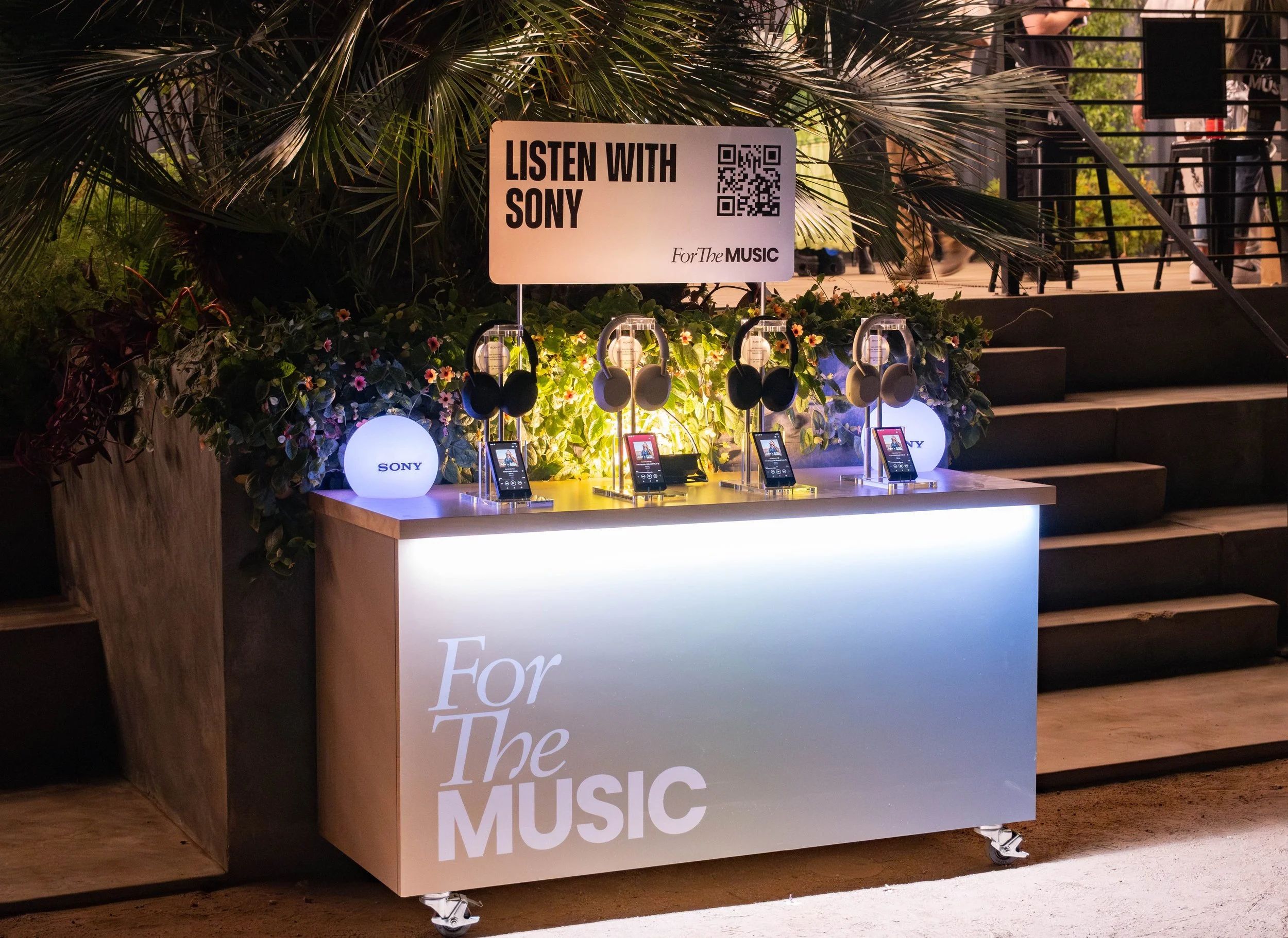 SonyProduct_RollingGreens_DTLA_Sony_DannyAmoros_10_18_23_27 (2).jpg