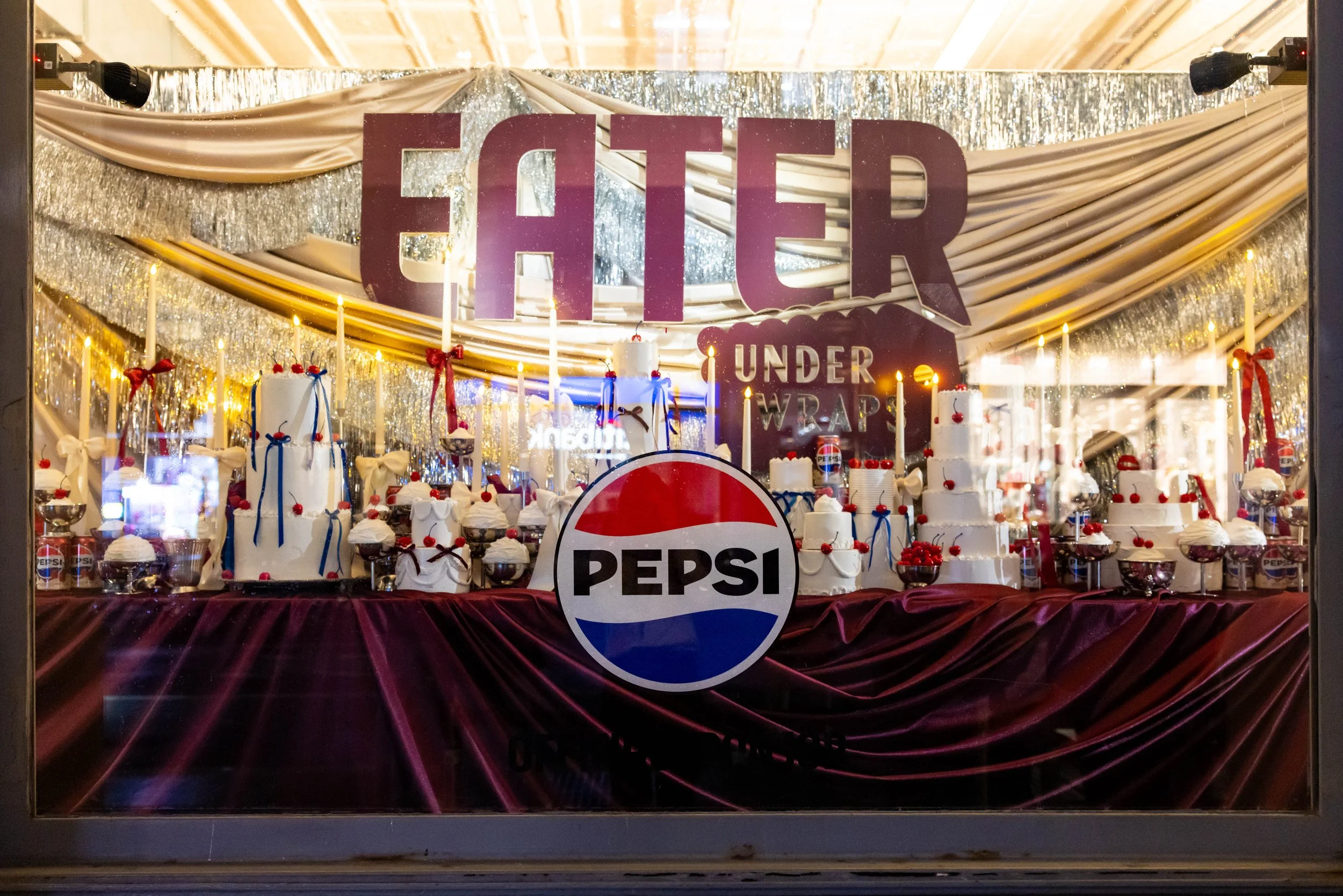 EaterUnderWraps-251213-2778.jpg
