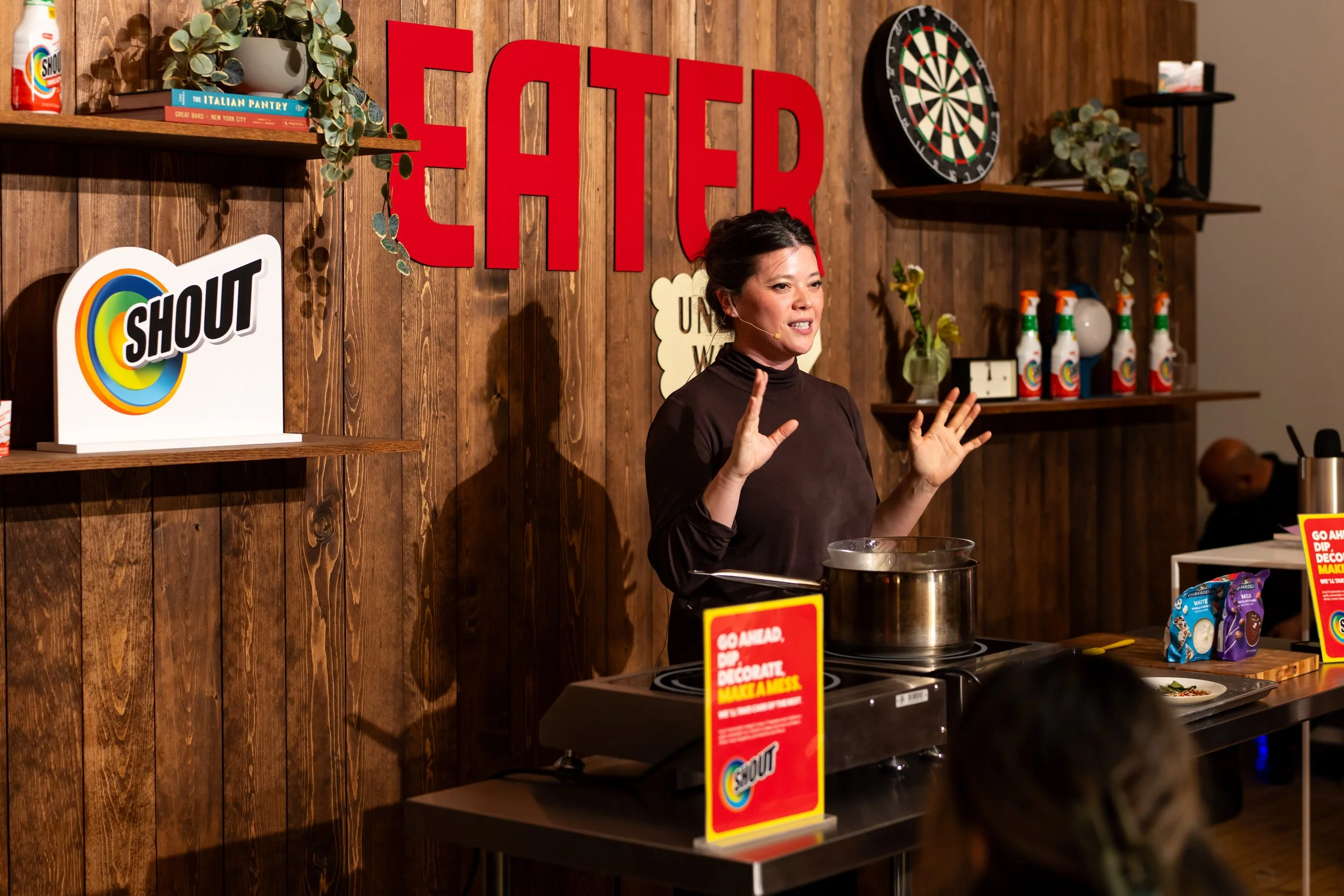 EaterUnderWraps-251213-1741.jpg
