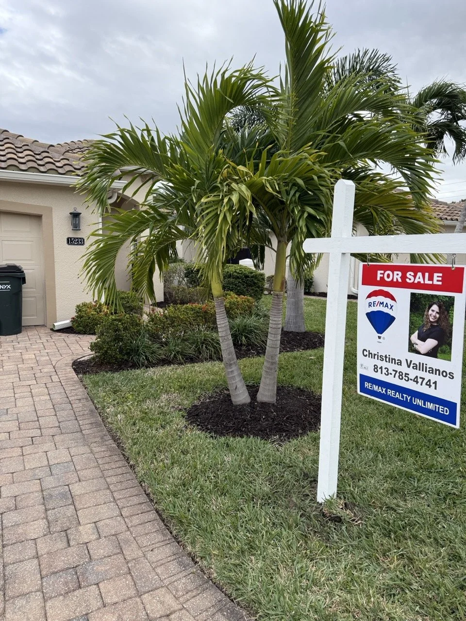 Fort Myers Sign Installation