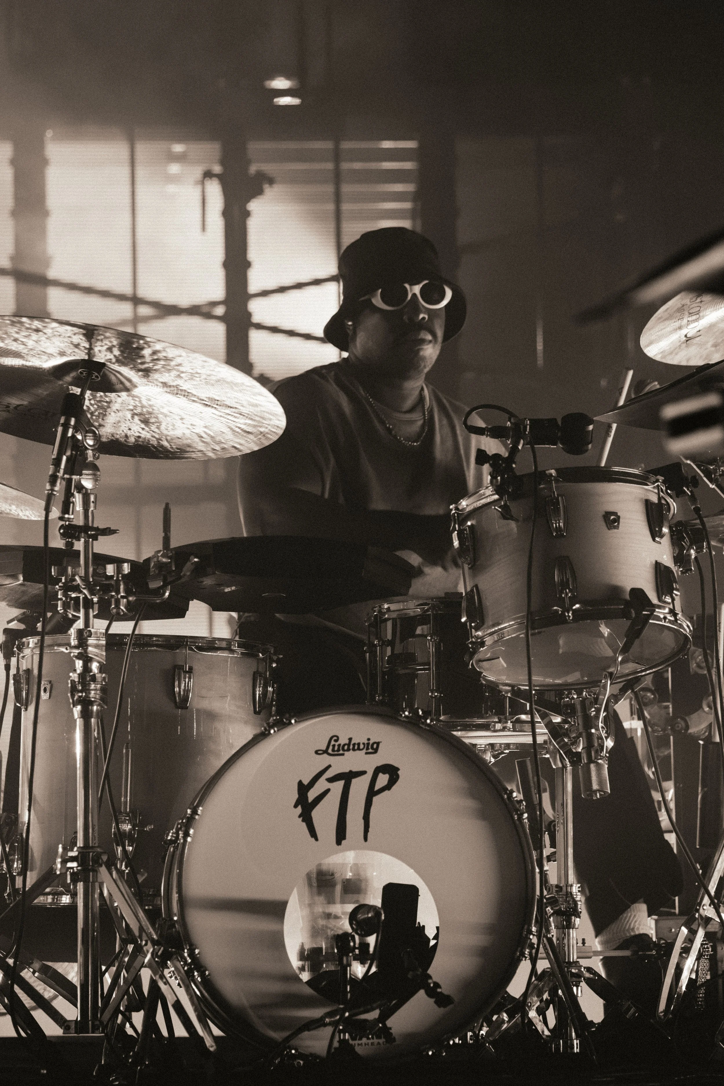 090926_FosterthePeople_Arizonafinancialtheatre1.jpg