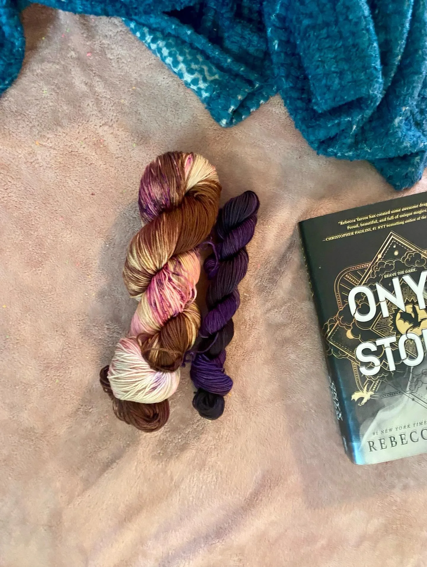 SOCK SETS

Every rider is paired with their dragon! We&rsquo;re just doing one mini sock sets this go around to make it easier on me. 😅

Sock sets have the following options:

 Full Skein/1 mini

 Half Skein/1 mini

Available on five bases:

Non-Sup
