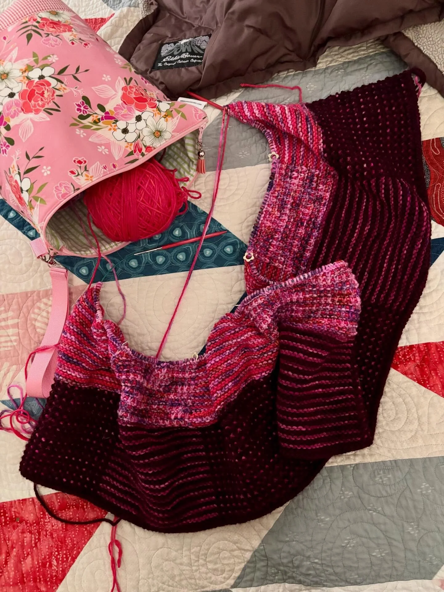 A little static photo #WIPWednesday update on my Place in Time Cardigan. 

I&rsquo;m so close to being done with section two. Hopefully, we&rsquo;ll get it done during nap time today. 🤞🏻

Yarn Featured:
1. Cloak by @kettle_dyed_yarn 
2. Pink Pony C