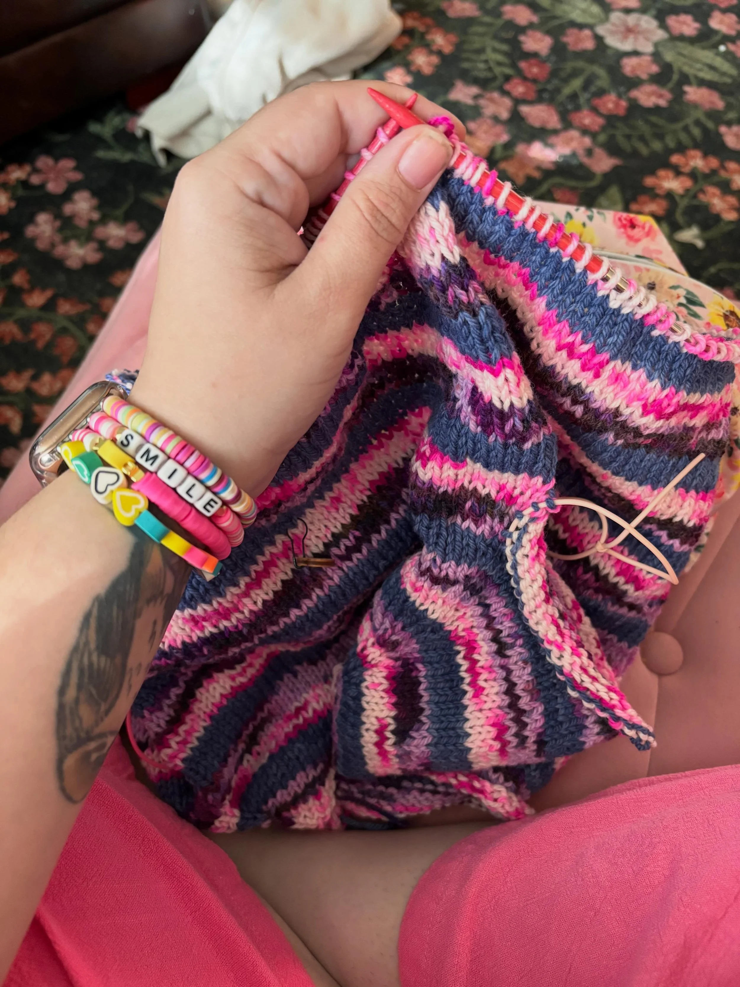 Life is crazy right now, but we&rsquo;re finding joy in the small things. 🩷

In the darkness, there&rsquo;s always light. You just have to keep looking for it. 

Pattern: Lanolines Sweater (in testing) @perfectlyknotted 
Yarn: Paper Rings, Bejeweled