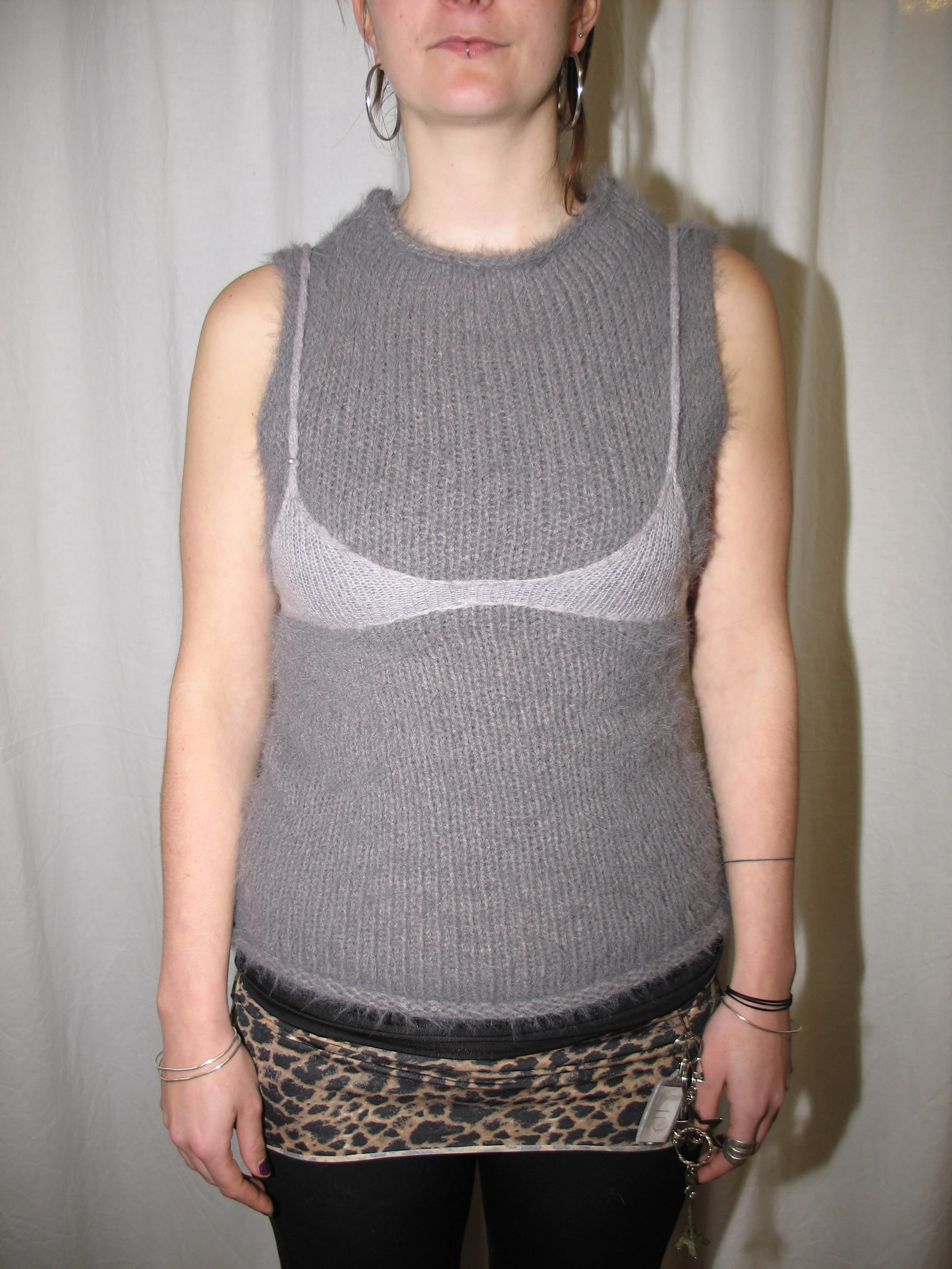 066 BRA TOP