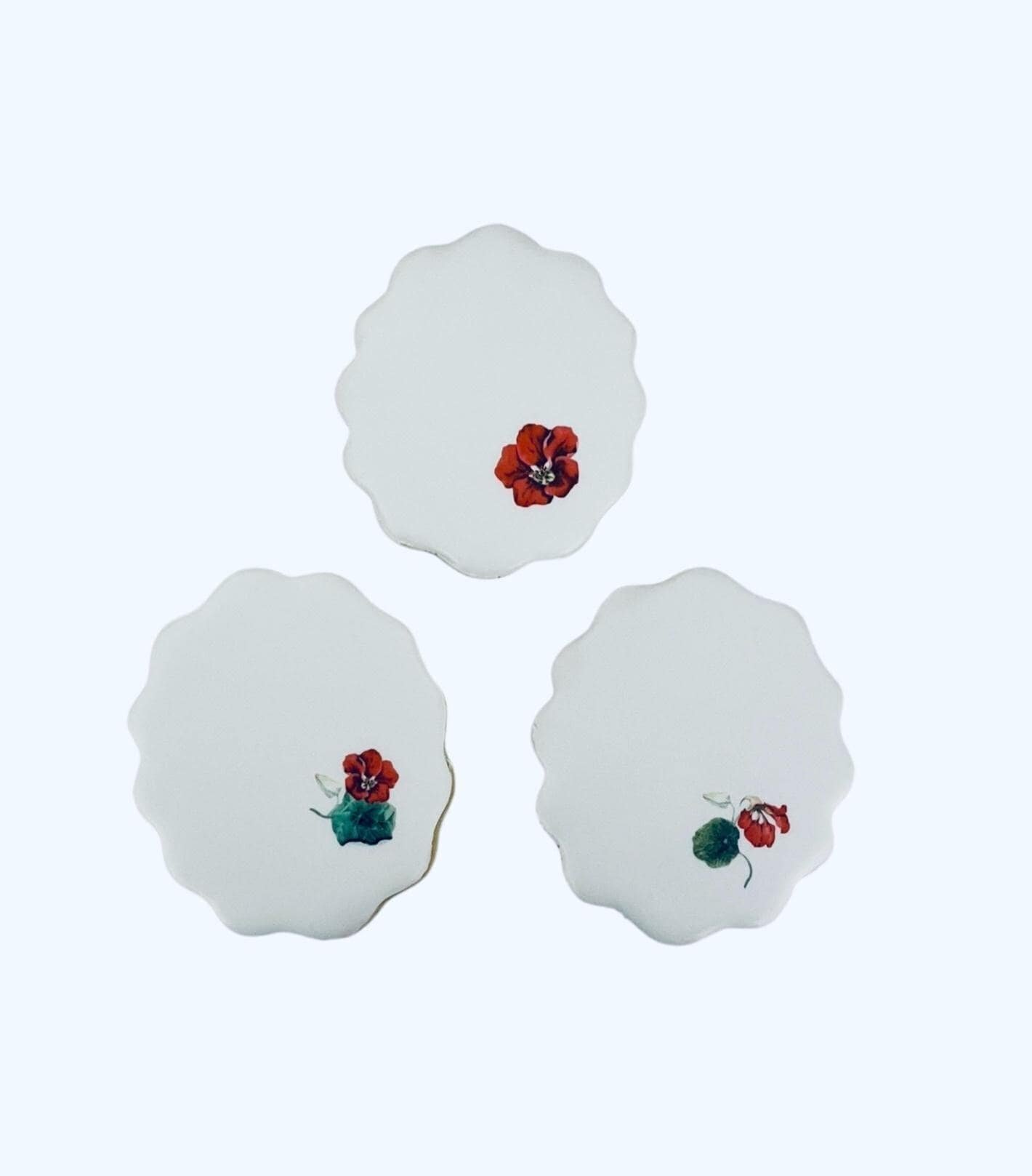 minimal floral cookie set with simple botanical design