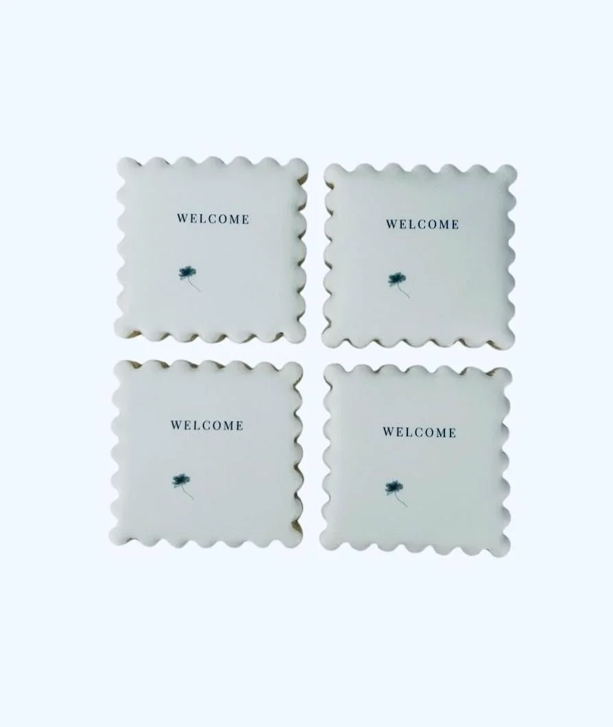 Welcome cookies with minimal printed design