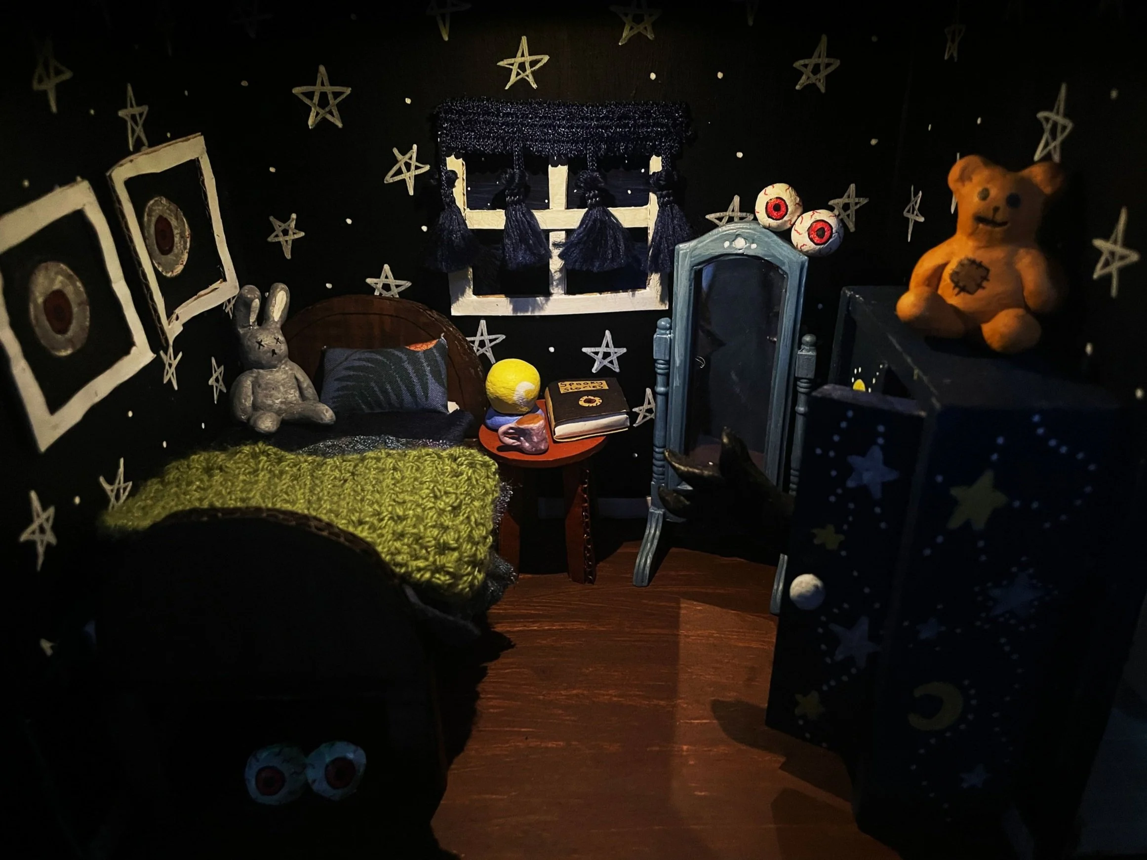 3B+port+page+bed+lighting++copy.jpg