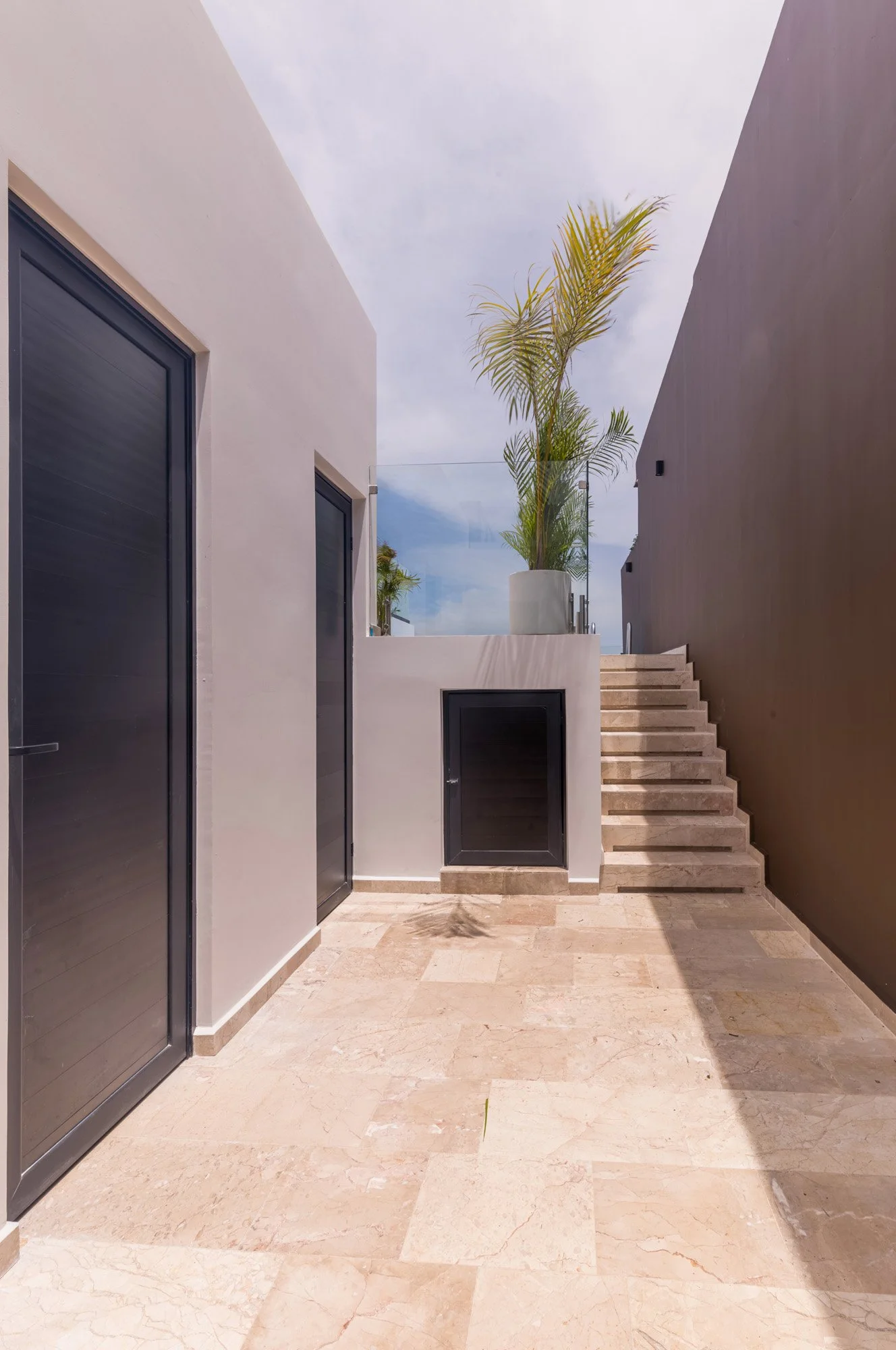 Menesse- Cocobeach_0008.jpg