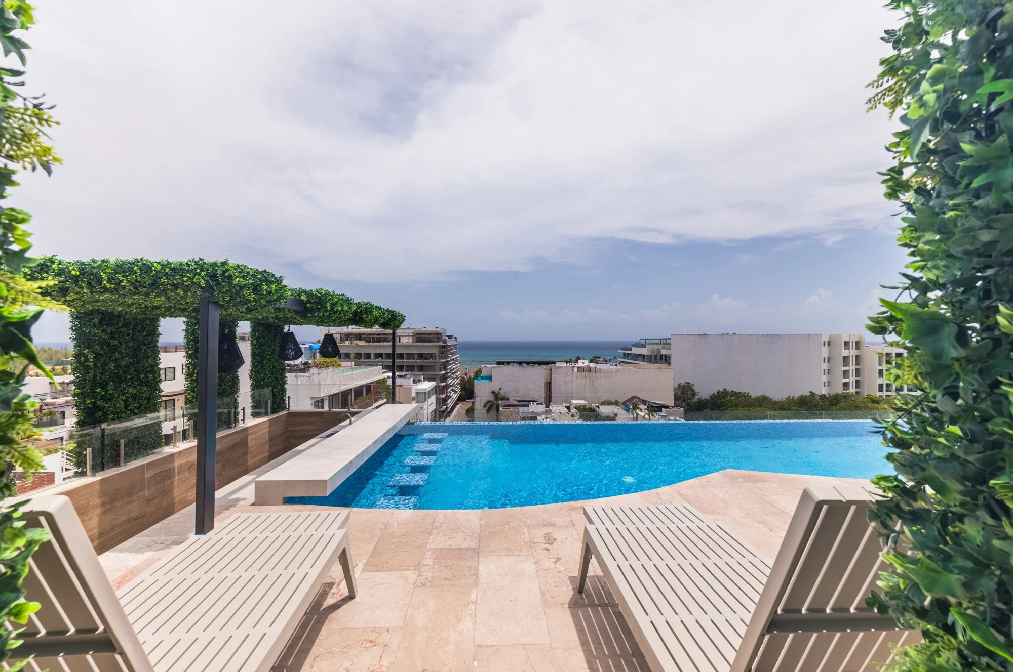 Menesse- Cocobeach_0016.jpg