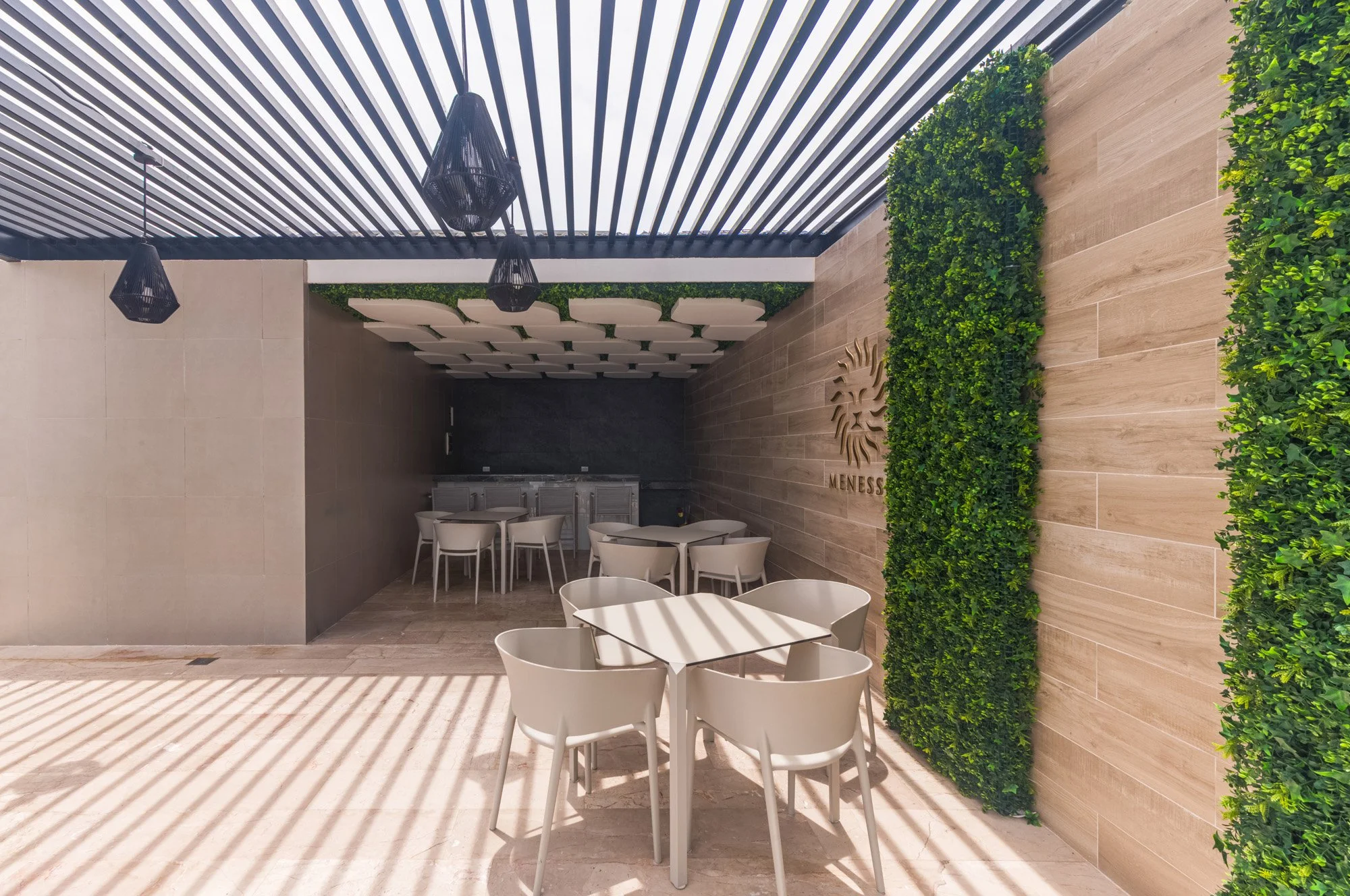 Menesse- Cocobeach_0020.jpg