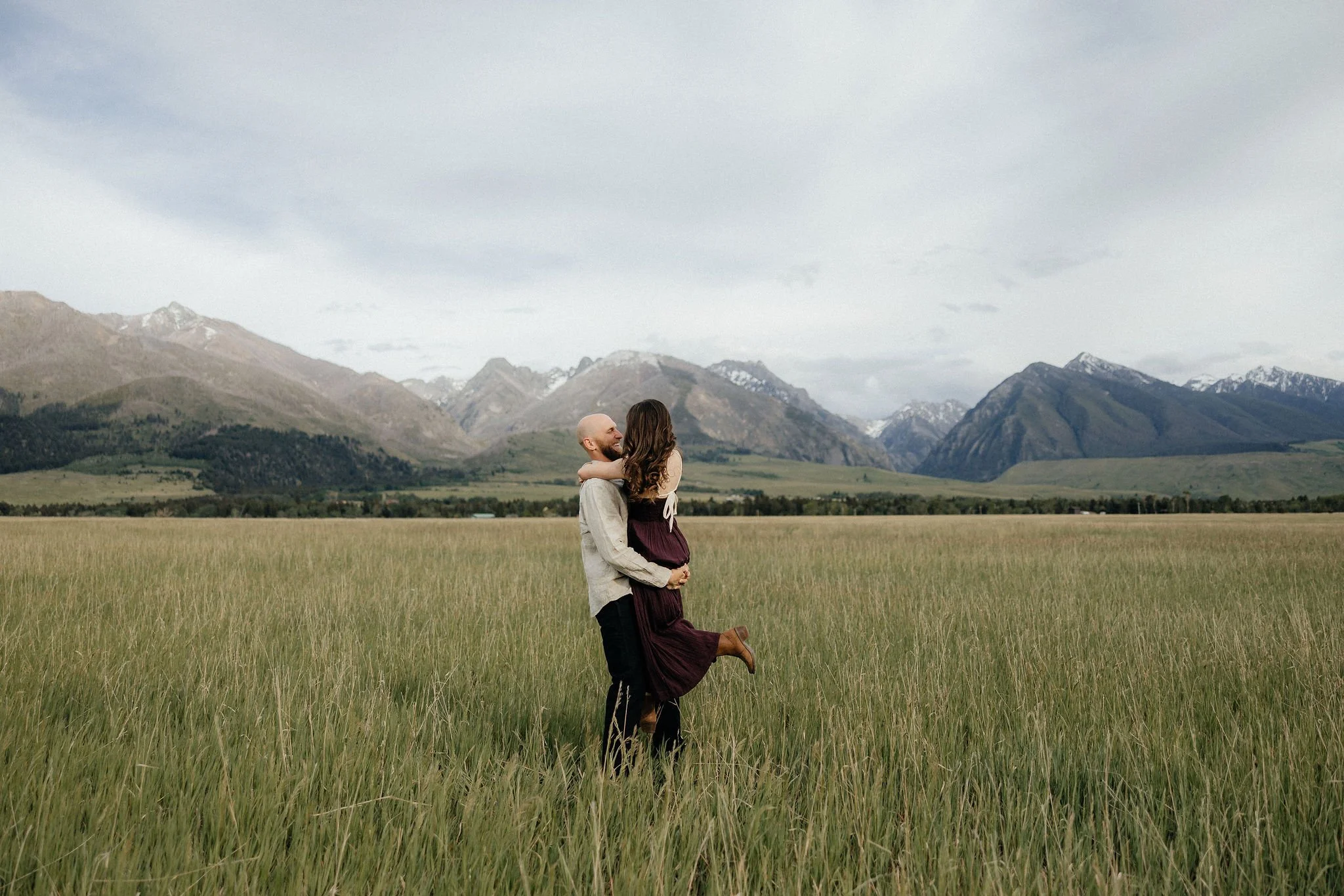 Montana - Wedding - Paradise Valley - Yellowstone - Yellowstone National Park - Destination Weddings - Elopements - Micro Weddings
