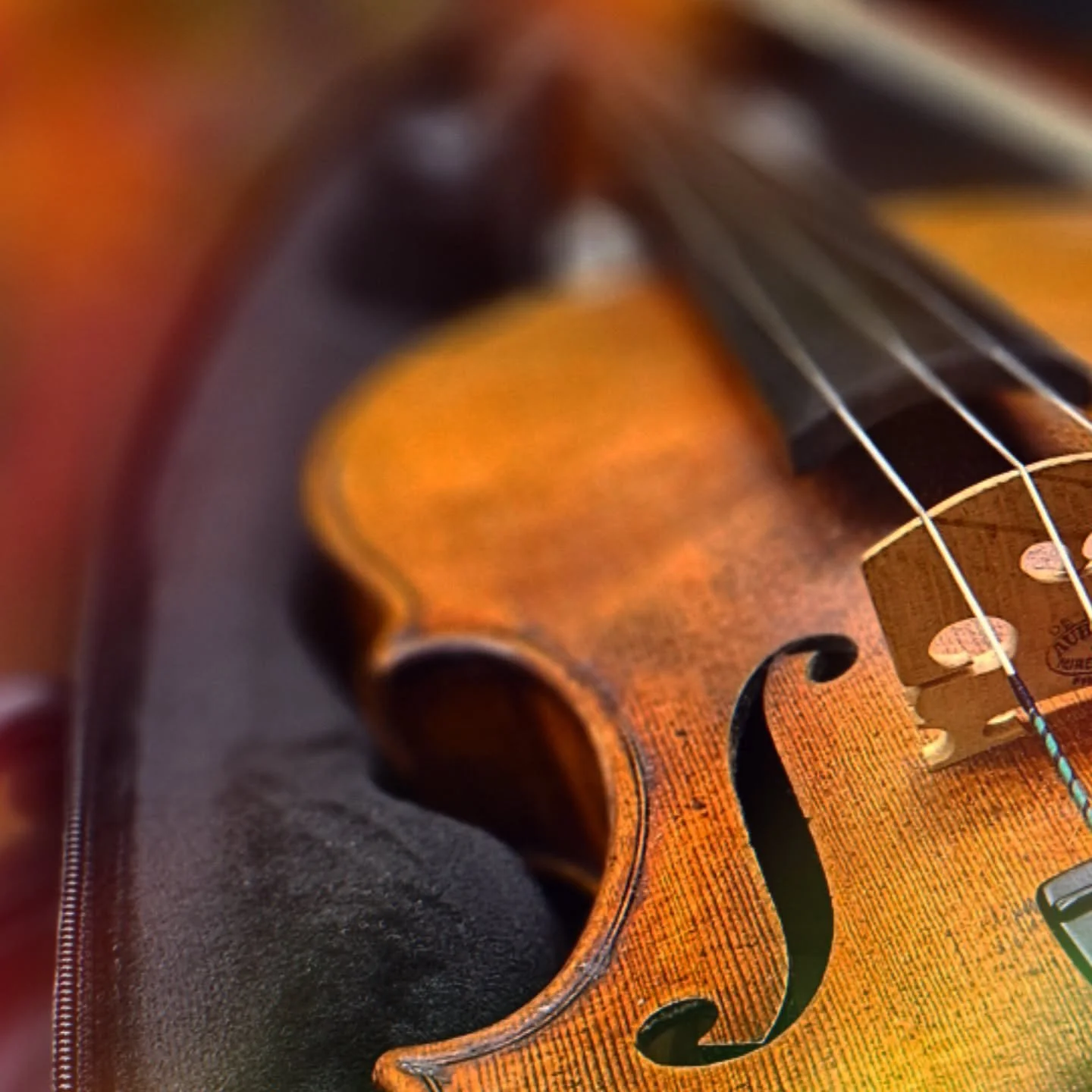 Always listening, always learning 🎶 This Saturday, we'll be performing works by emerging Pgh composers. Come hear the music of today, 7:30pm at @kstheater 
#pghmusic #pghcreative #pittsburghcreative #pittsburghmusic