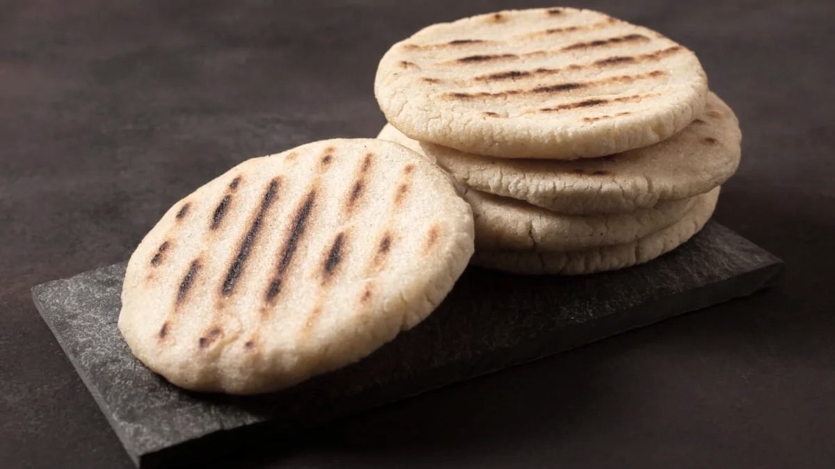 arepas-colombianas-1200x675.jpg