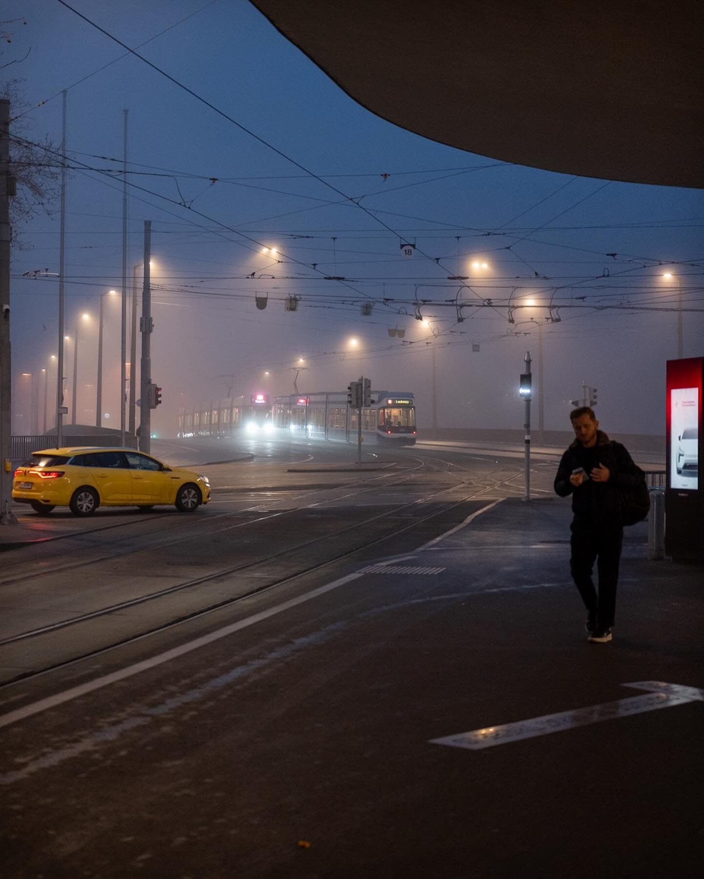 2026.01.17 - Z&uuml;rich Waking Up
&hellip;
Place: Bellevue Strassenbahn Station, Z&uuml;rich, Switzerland 
Camera: Leica Q3 43
Edits: Lightroom CC
&hellip;
Taken during the @philpenman MasterClass organized by @leica_camera_schweiz | @andreas.dibber