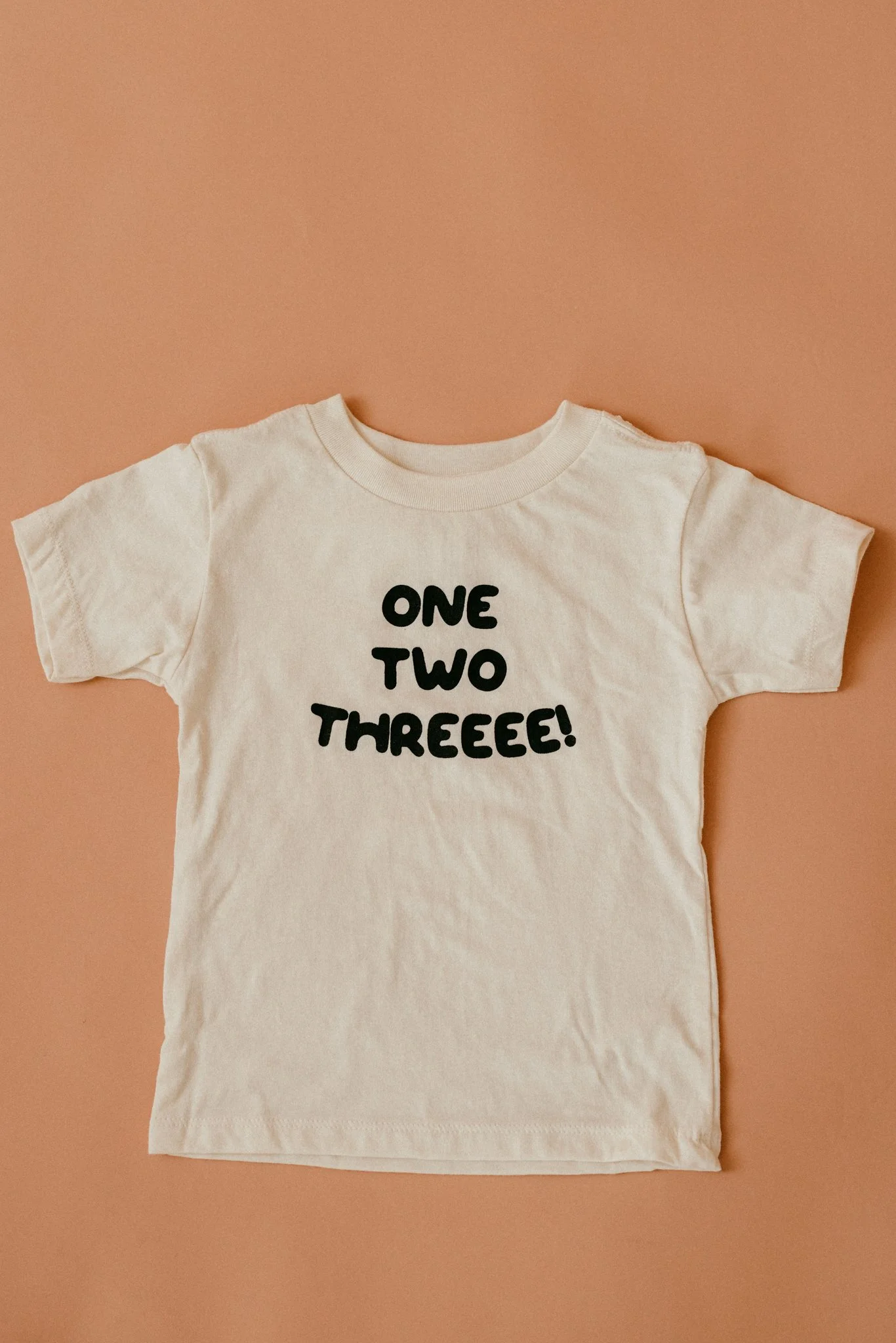 ONE TWO THREEEE! TSHIRT