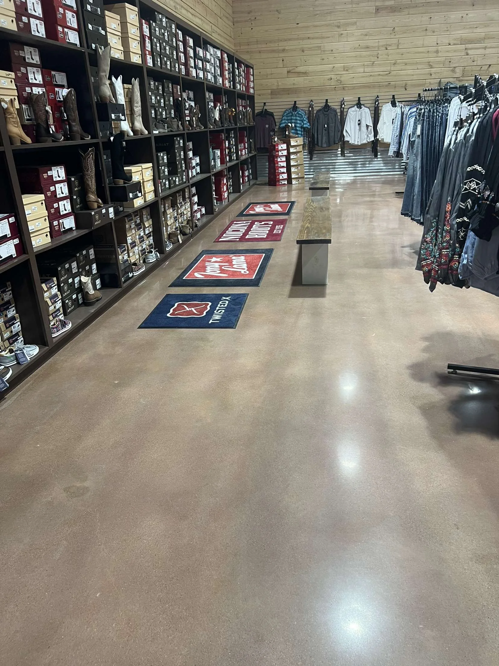 Western Apparel Shop in Marquez, TX