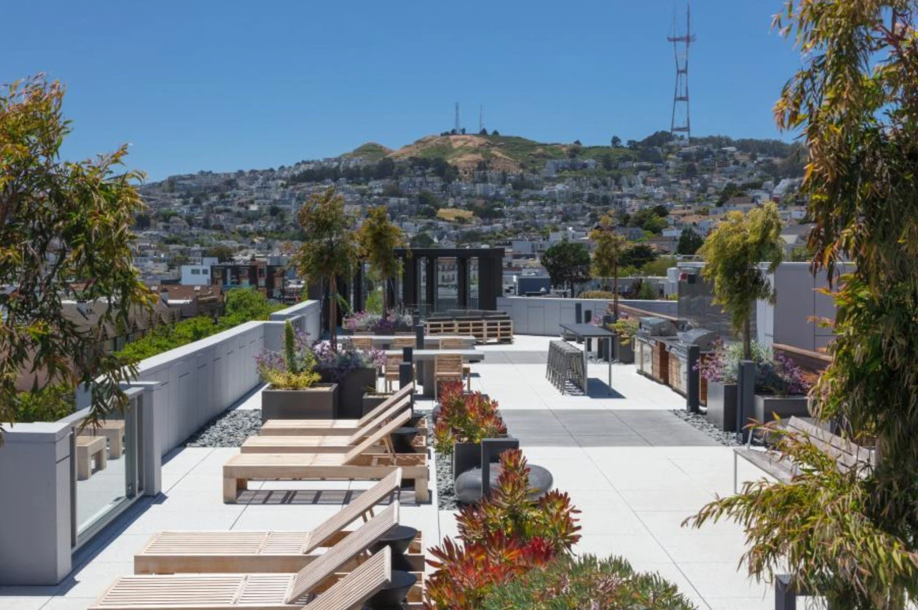 Duboce_Roofdeck_Day.jpg