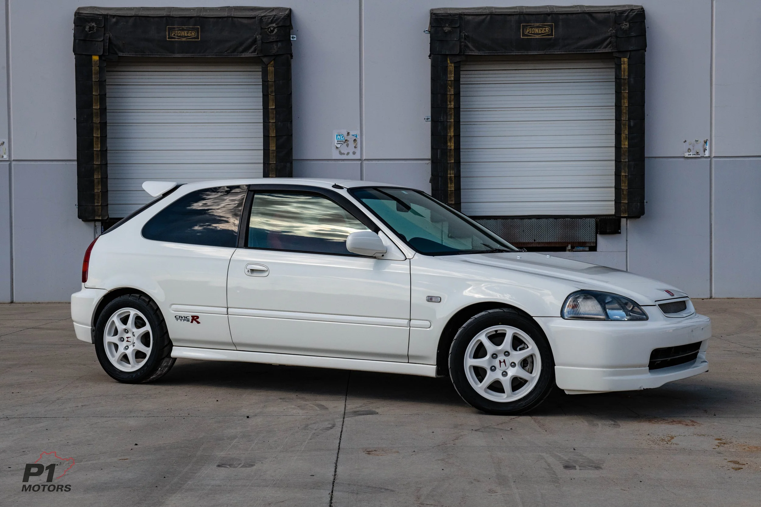 1998 Honda Civic Type R EK9 JDM hot hatch | Imported Japanese classic by P1 Motors