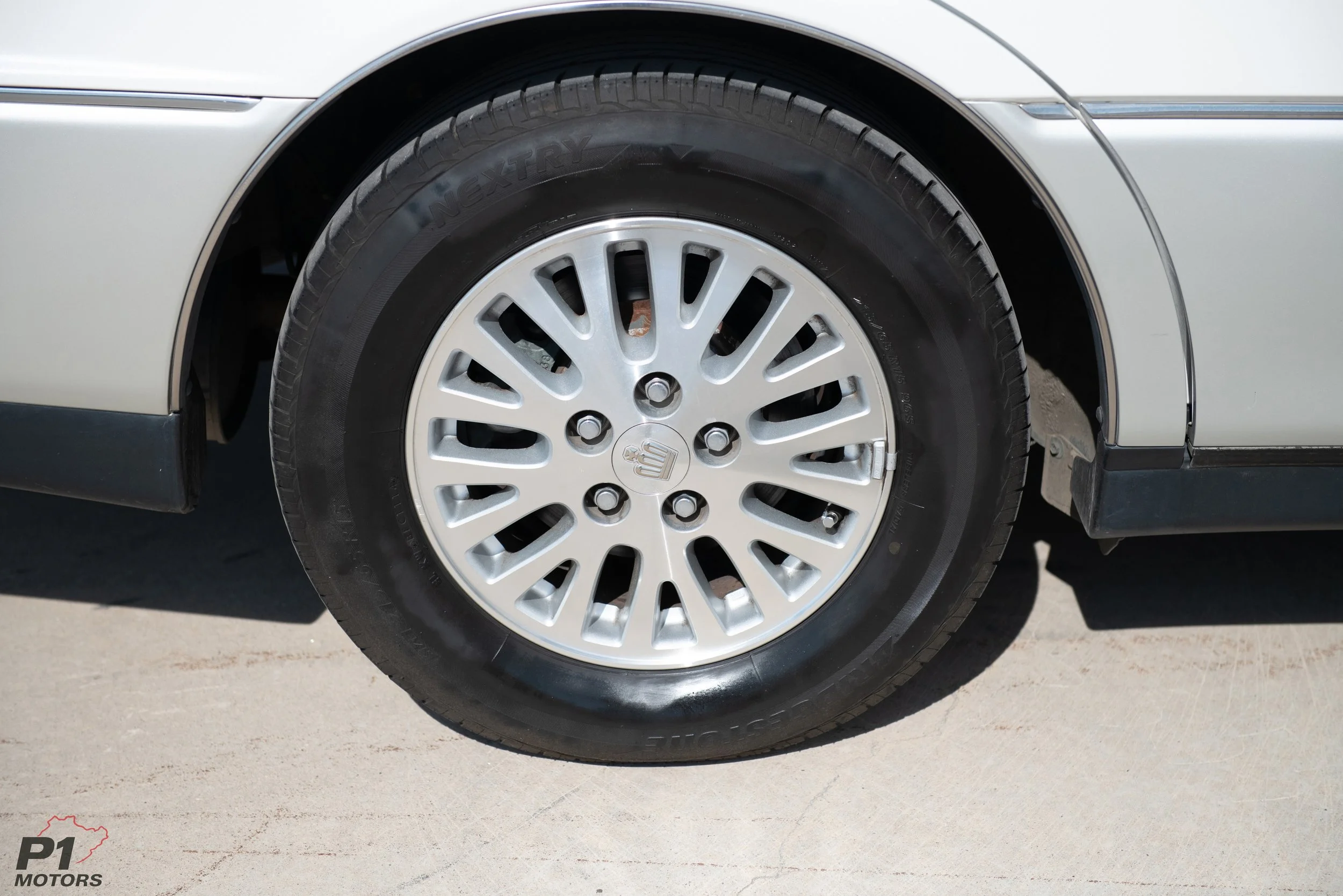 2000 Toyota Crown Majesta JZS177 JDM luxury sedan | Imported Japanese classic by P1 Motors