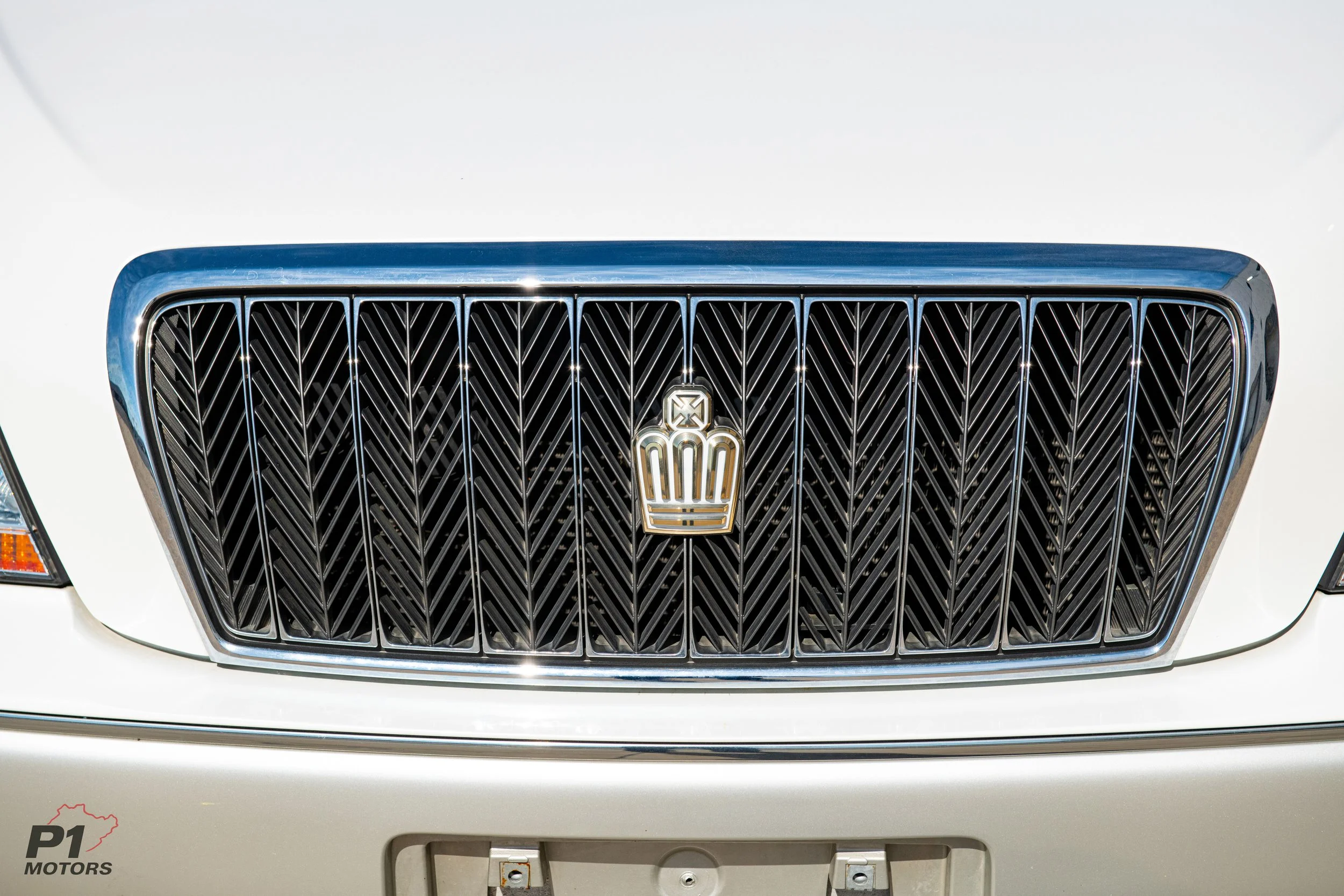 2000 Toyota Crown Majesta JZS177 JDM luxury sedan | Imported Japanese classic by P1 Motors
