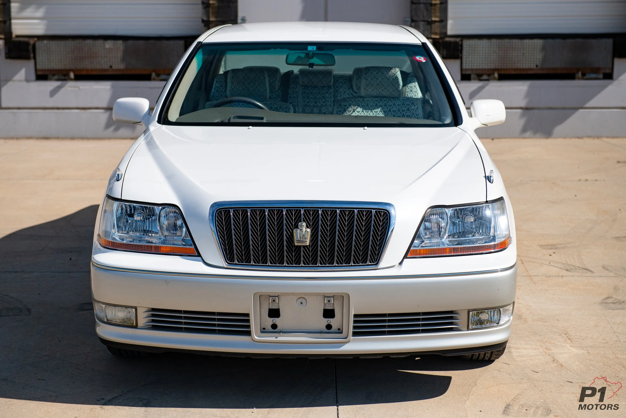 2000 Toyota Crown Majesta JZS177 JDM luxury sedan | Imported Japanese classic by P1 Motors