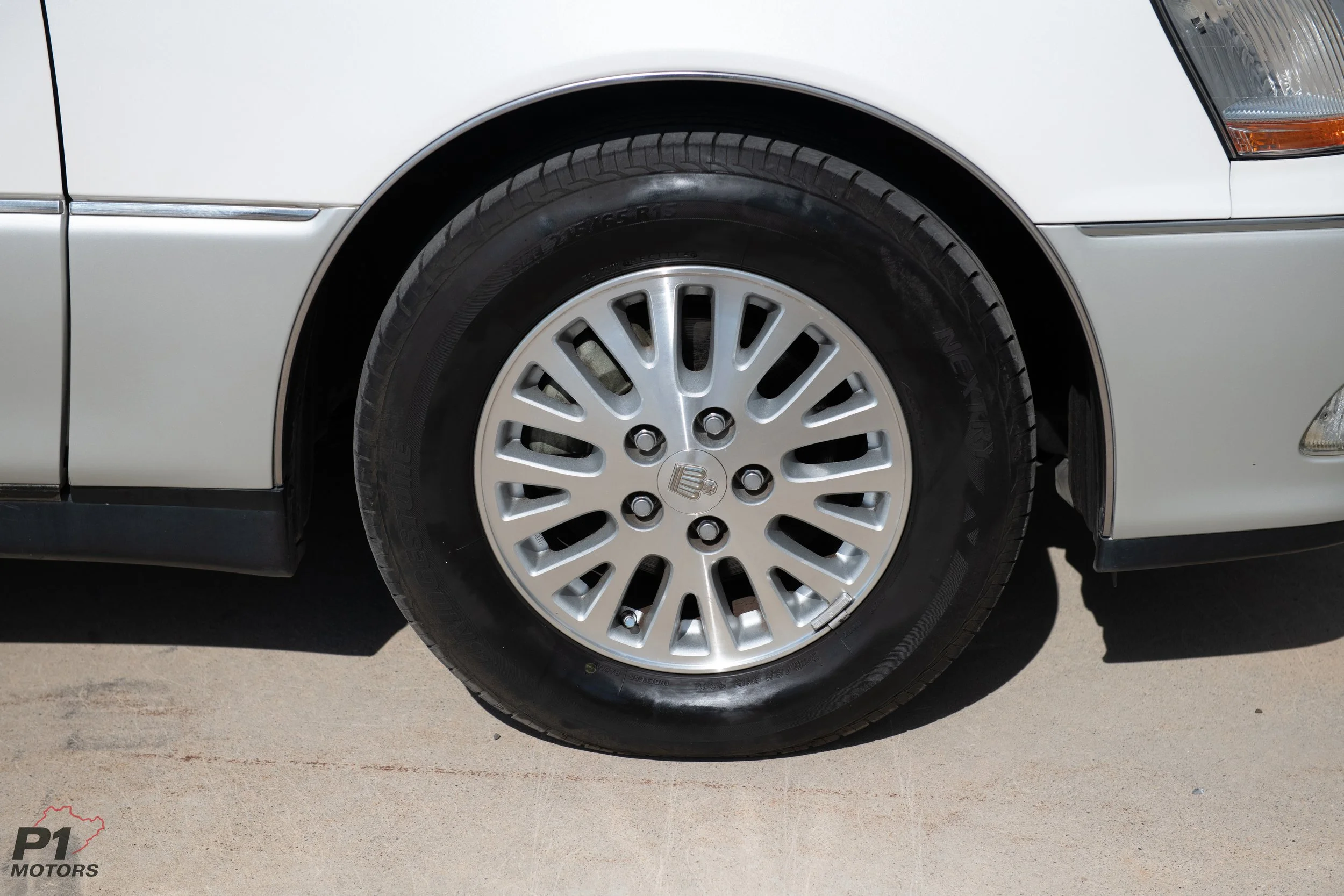 2000 Toyota Crown Majesta JZS177 JDM luxury sedan | Imported Japanese classic by P1 Motors
