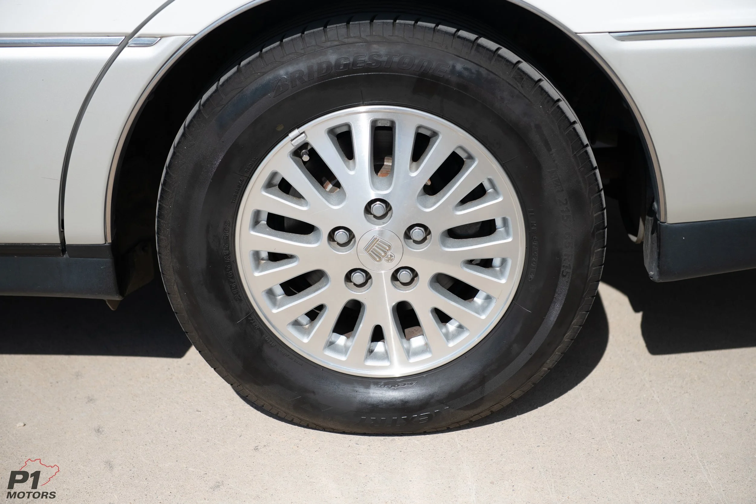 2000 Toyota Crown Majesta JZS177 JDM luxury sedan | Imported Japanese classic by P1 Motors