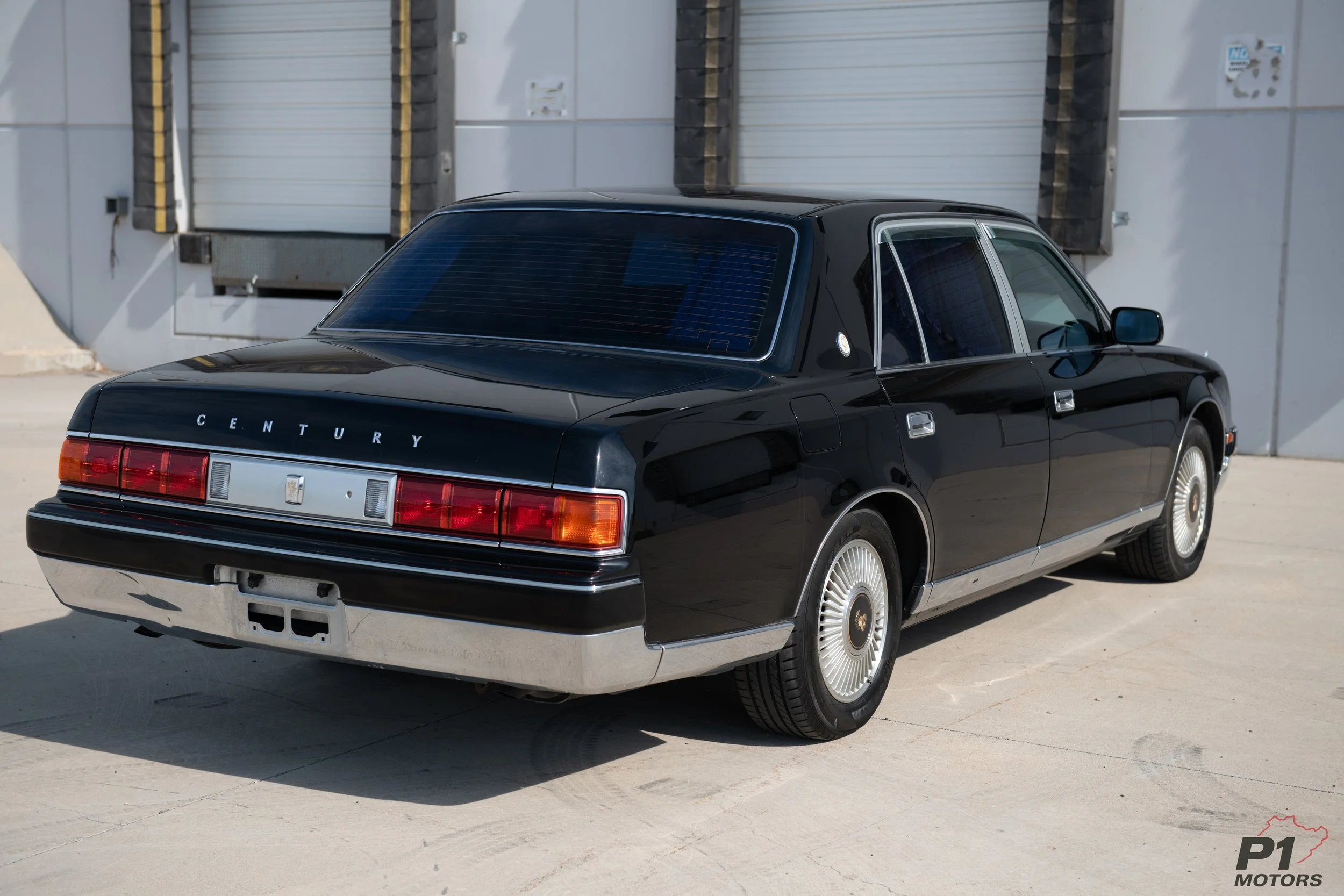 1999 Toyota Century GZG50 V12 JDM luxury sedan | Imported Japanese classic by P1 Motors