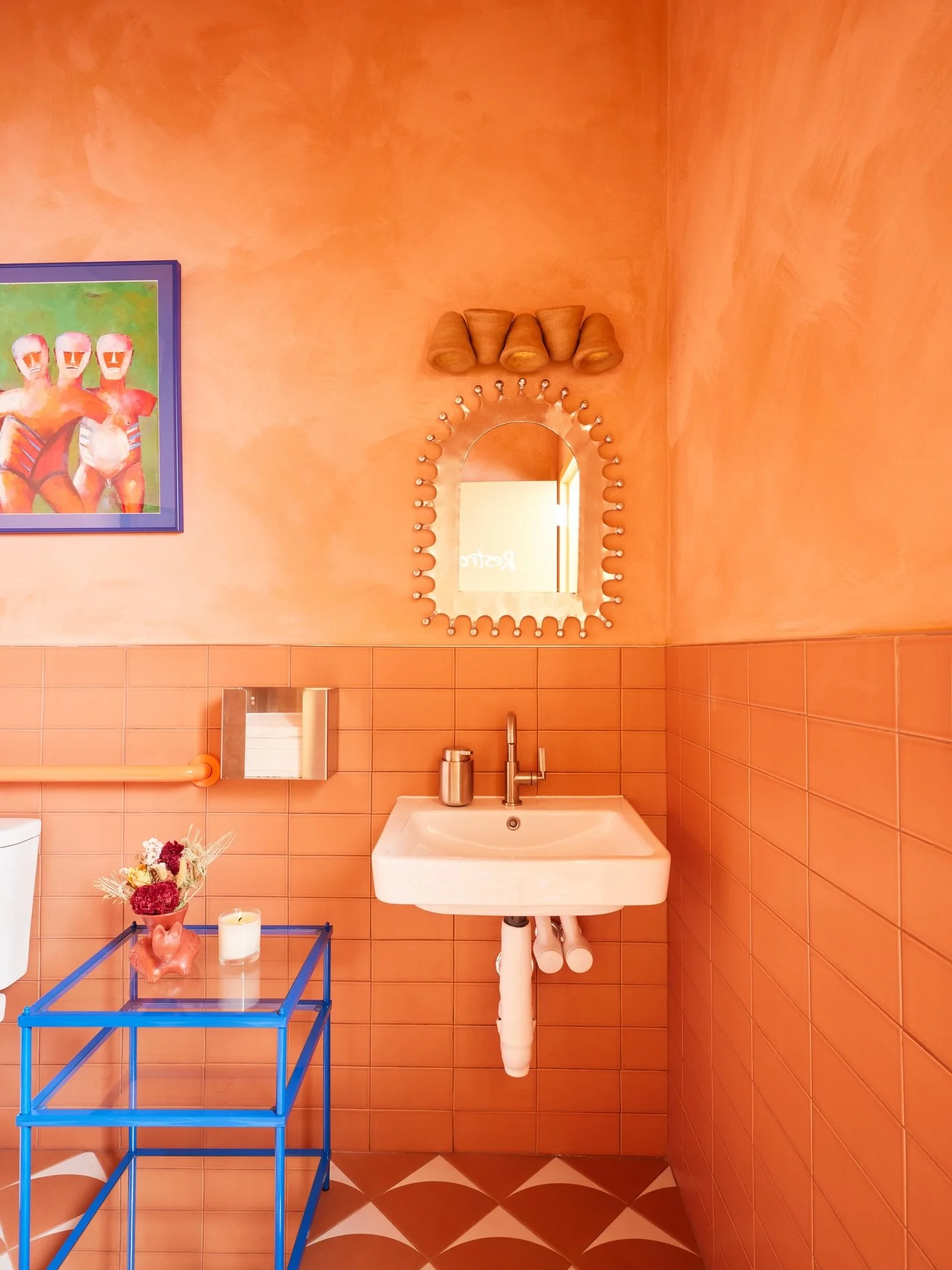 The hidden gem of Paloma ✨

Bathrooms usually get overlooked but not here! We wanted it to feel like a fun little surprise for our clients, filled with desert-inspired decor &amp; neon accents.

So next time you visit Paloma, make sure you take a tri