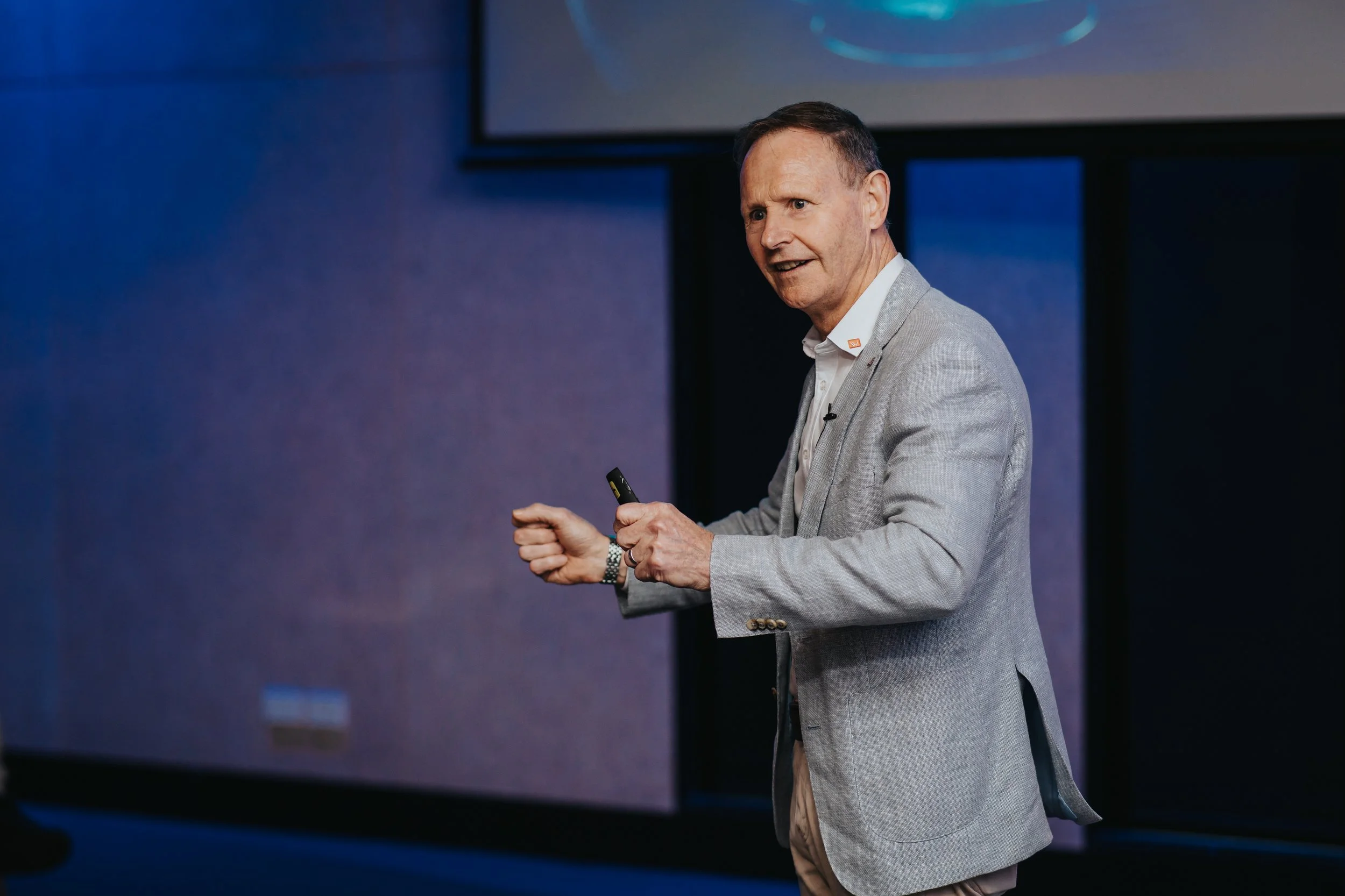 LLA NOV 25_LR-21.jpg