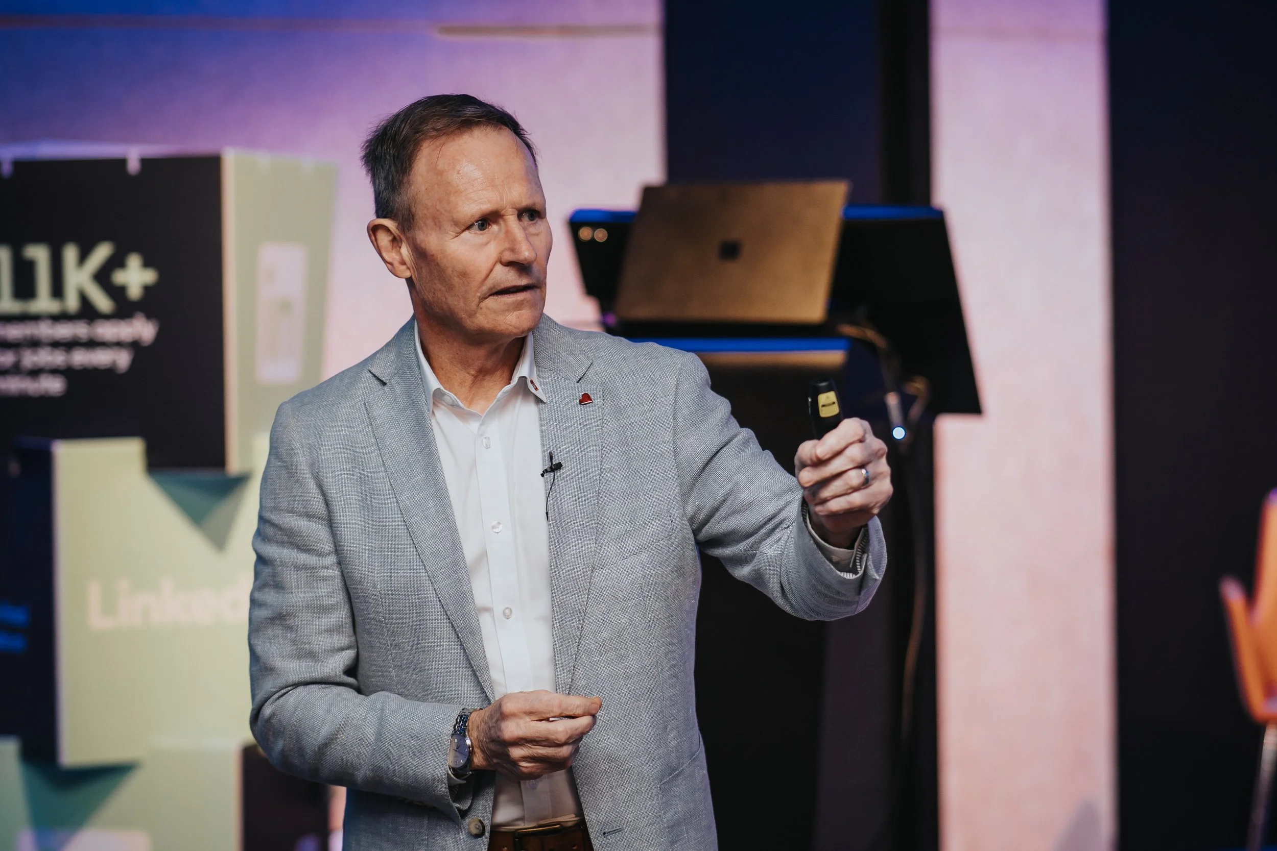 LLA NOV 25_LR-25.jpg