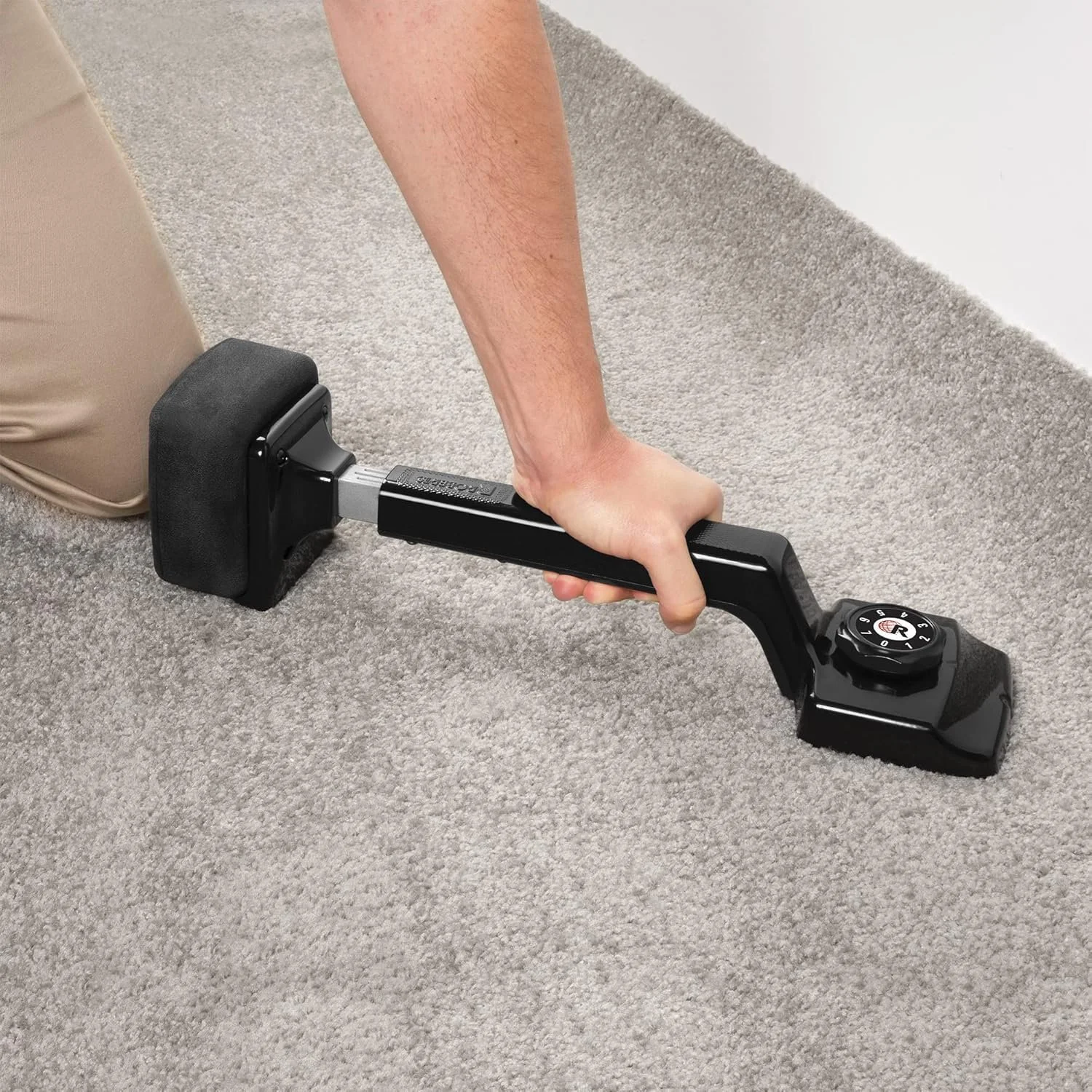 knee kicker for excellent installation by river city flooring pros the best flooring installers for you