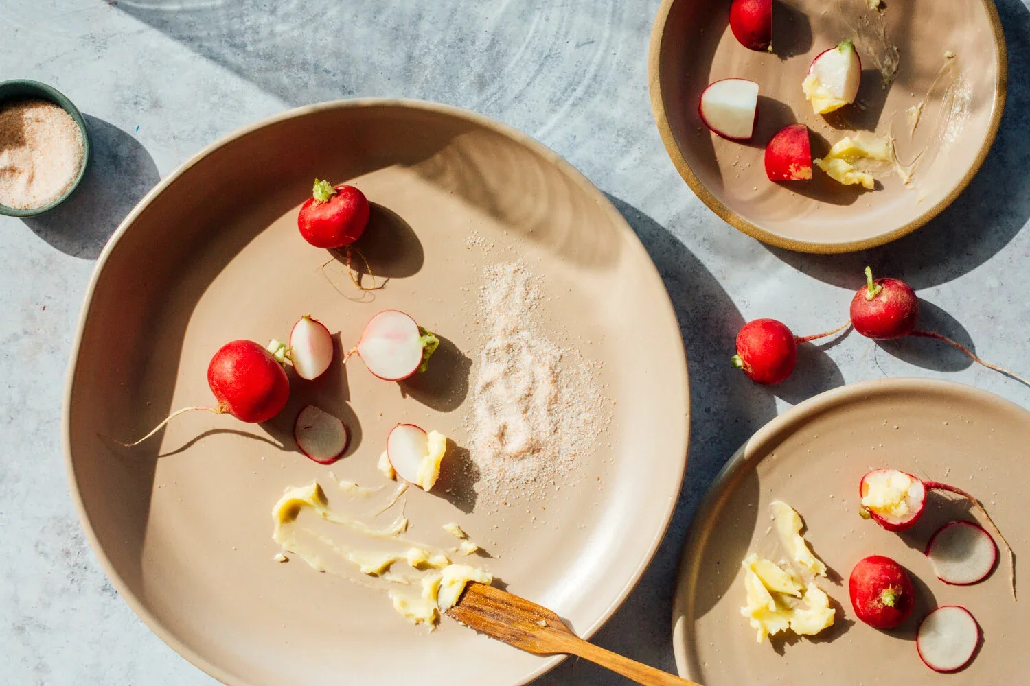 Settle Ceramics, handmade ceramics in Austin, TX. Image and styling by Austin-based product and food photographer, Mackenzie Smith.