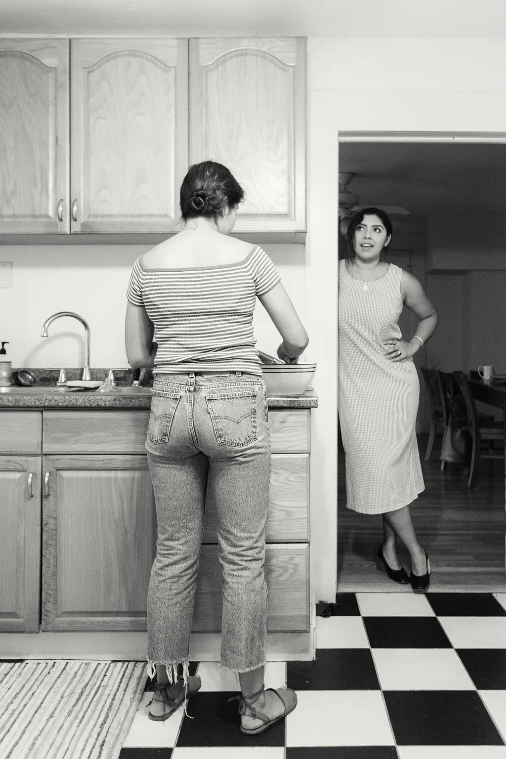 Portrait of the Romeo sisters. Image by Austin-based portrait and lifestyle photographer, Mackenzie Smith.
