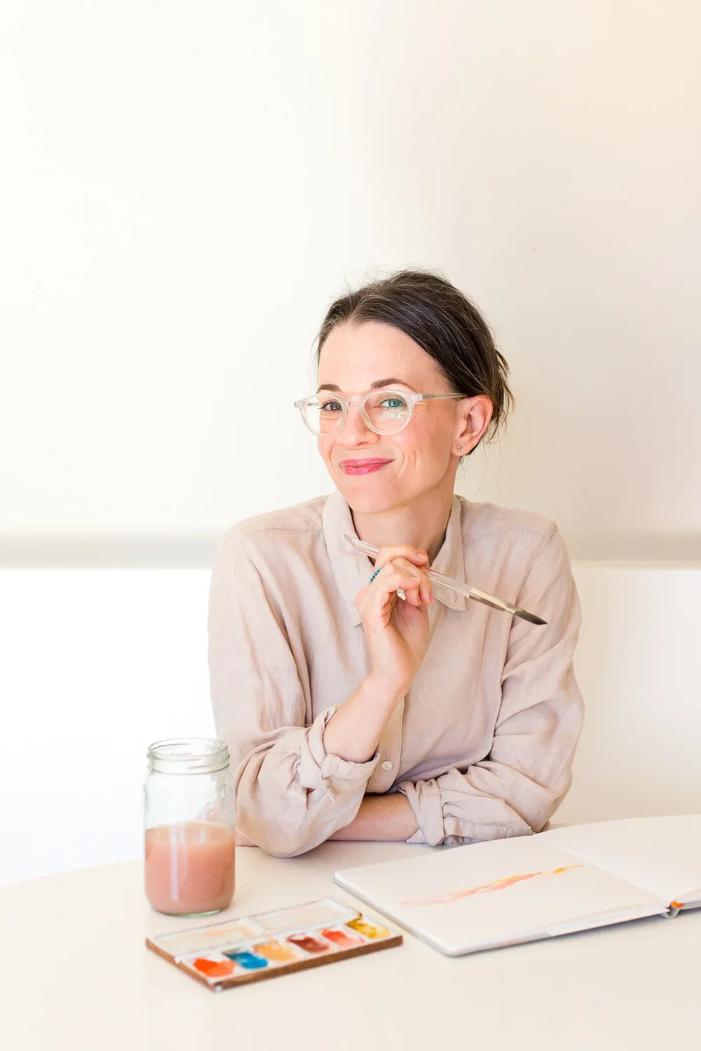 Portrait of artist Kelly Colchin. Image by Austin-based lifestyle photographer, Mackenzie Smith.